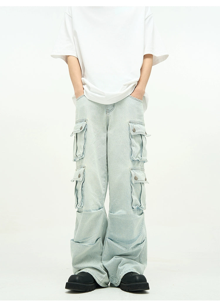 Light Wash Baggy Cargo Jeans with Multiple Flap Pockets