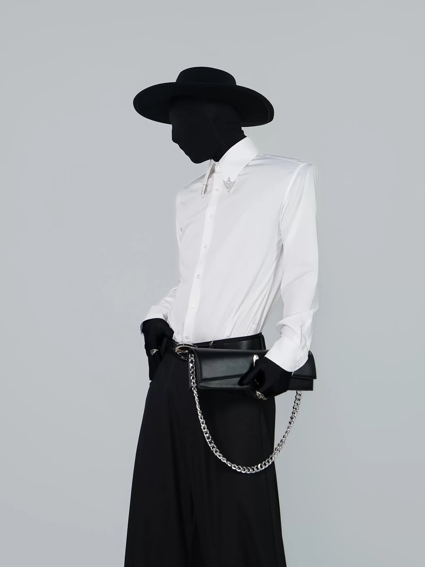 Obsidian Ledger Chain-Shoulder Clutch
