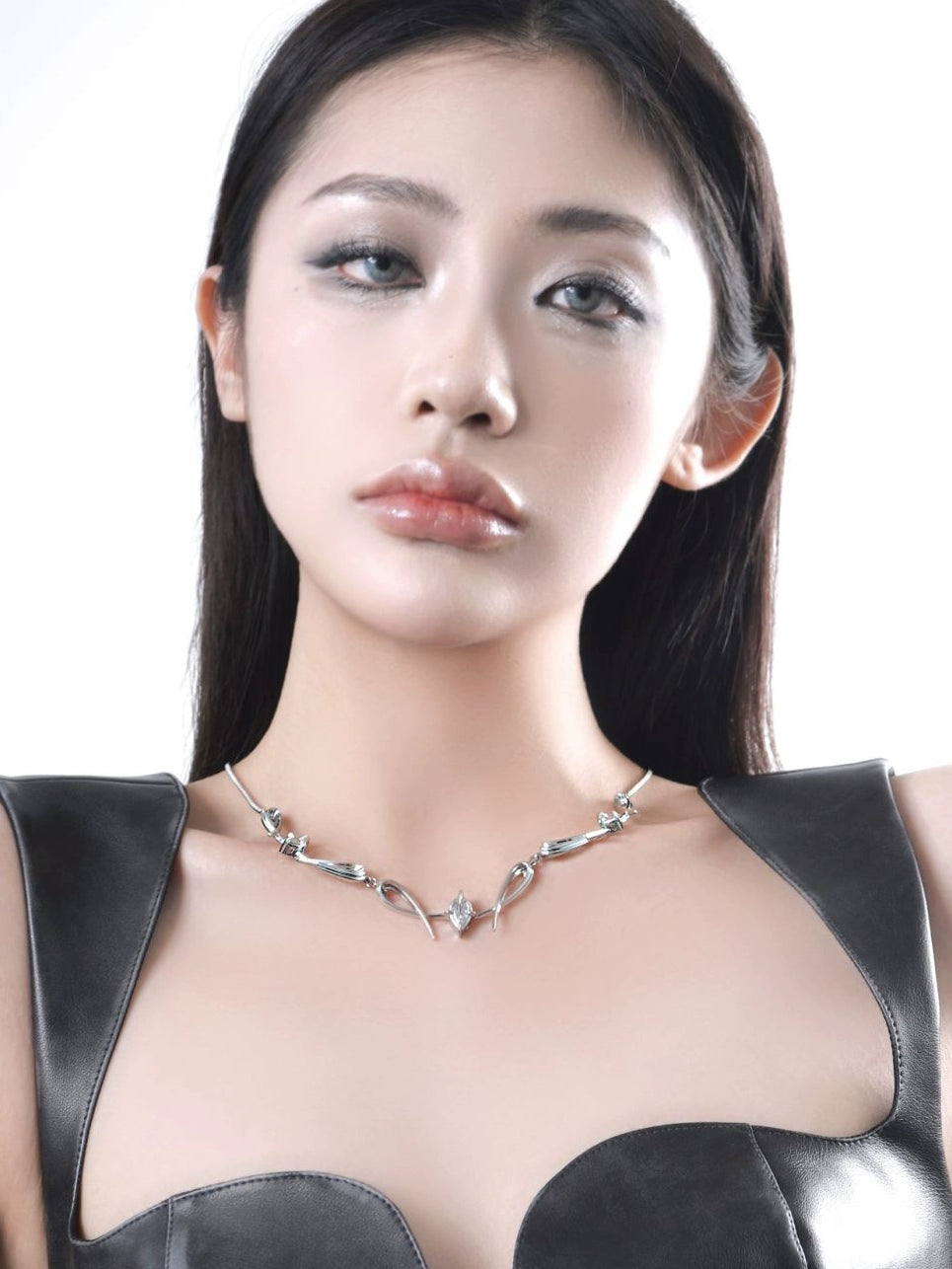 Collar de cristal de hoja de plata