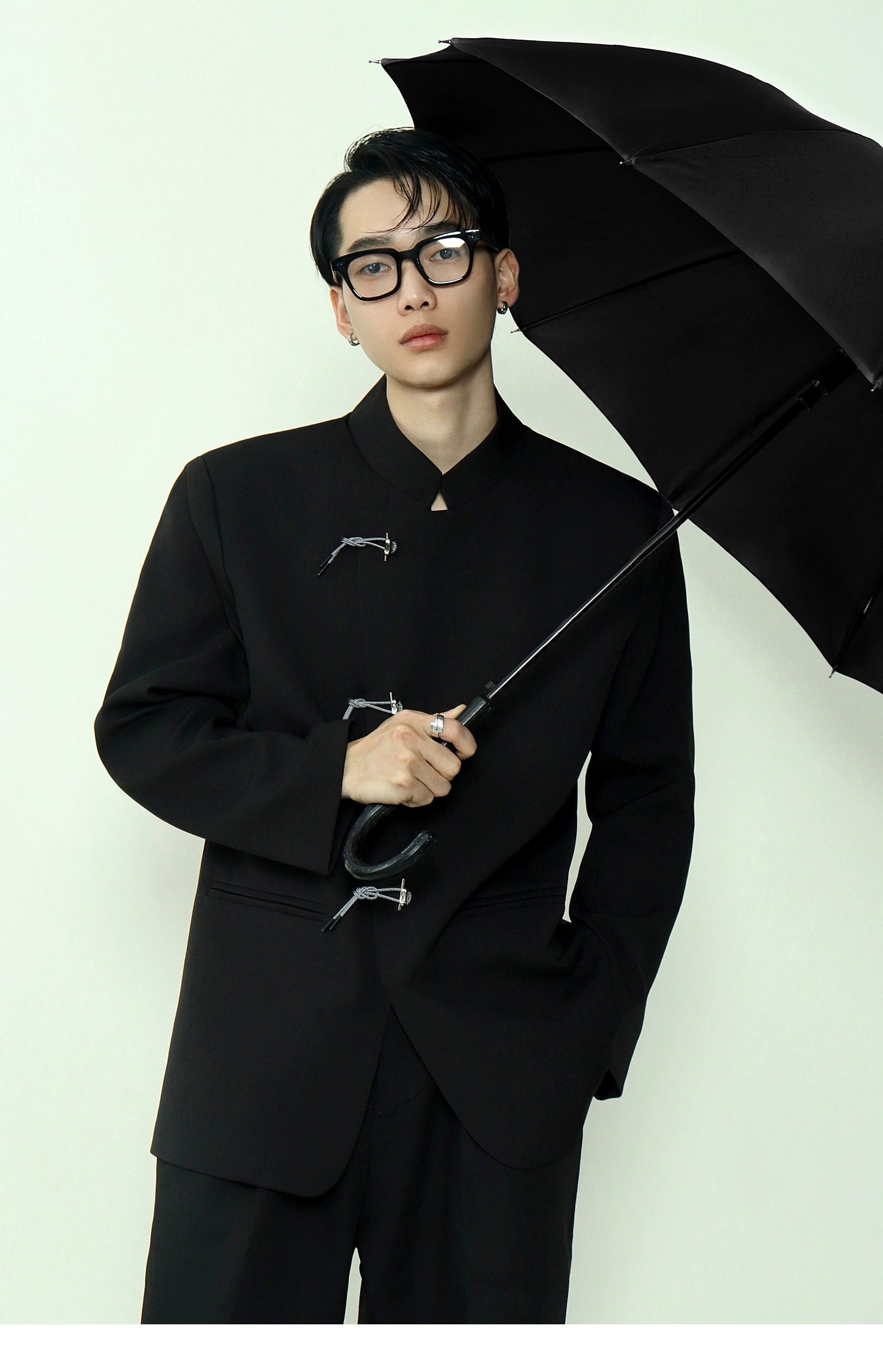 Mandarin Collar Toggle Black Blazer