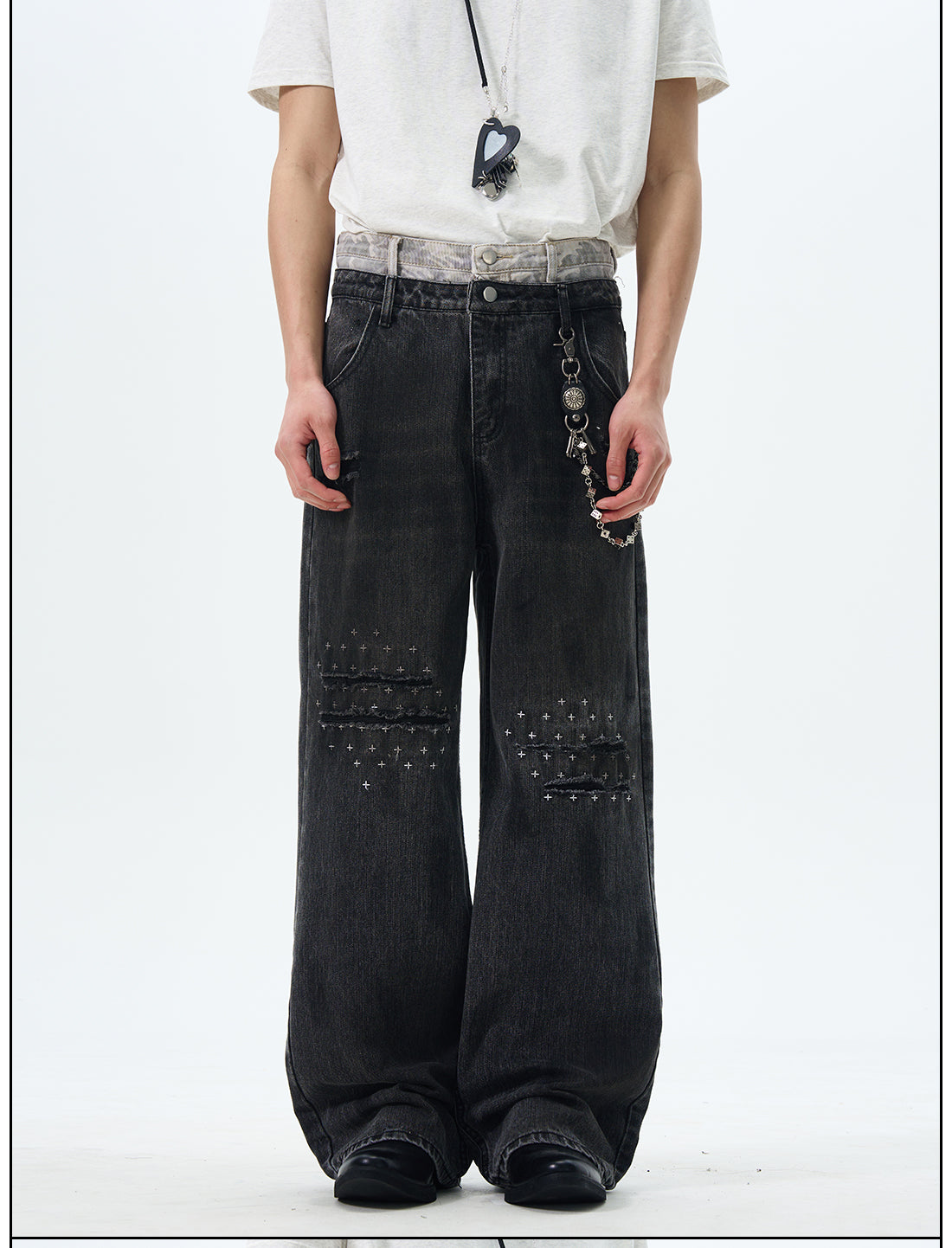 Heavily Distressed Wide Leg Cargo Jeans