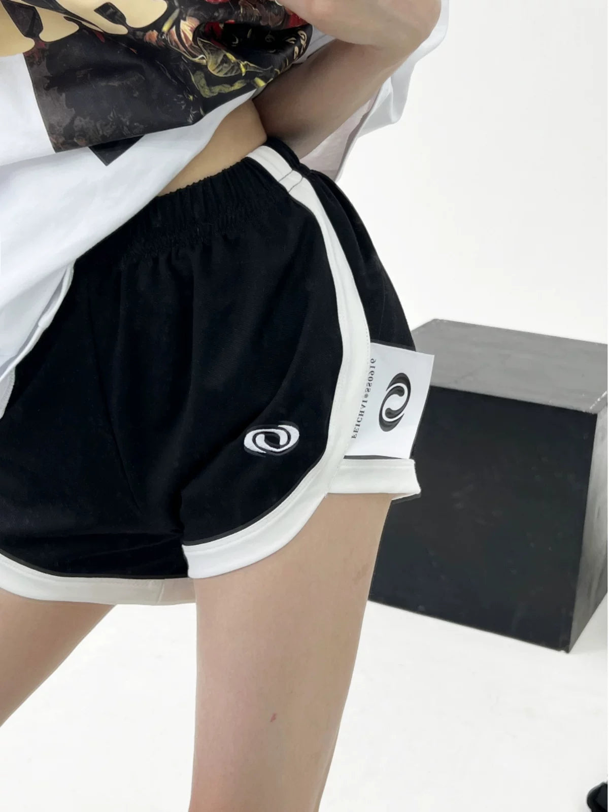 Orbit Trim Track Shorts
