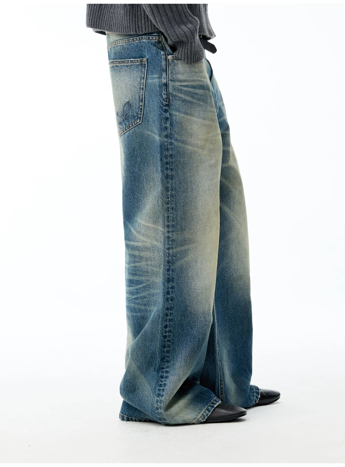 Faded Wide-Leg Balloon Jeans