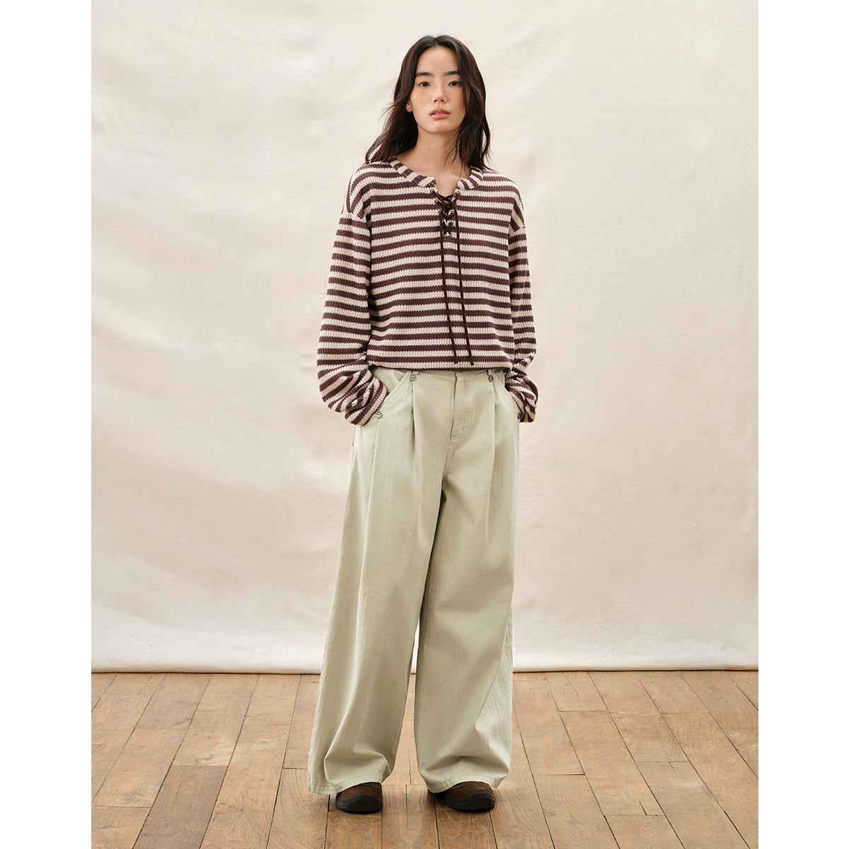 Ivory Wide Leg Pleated Pants