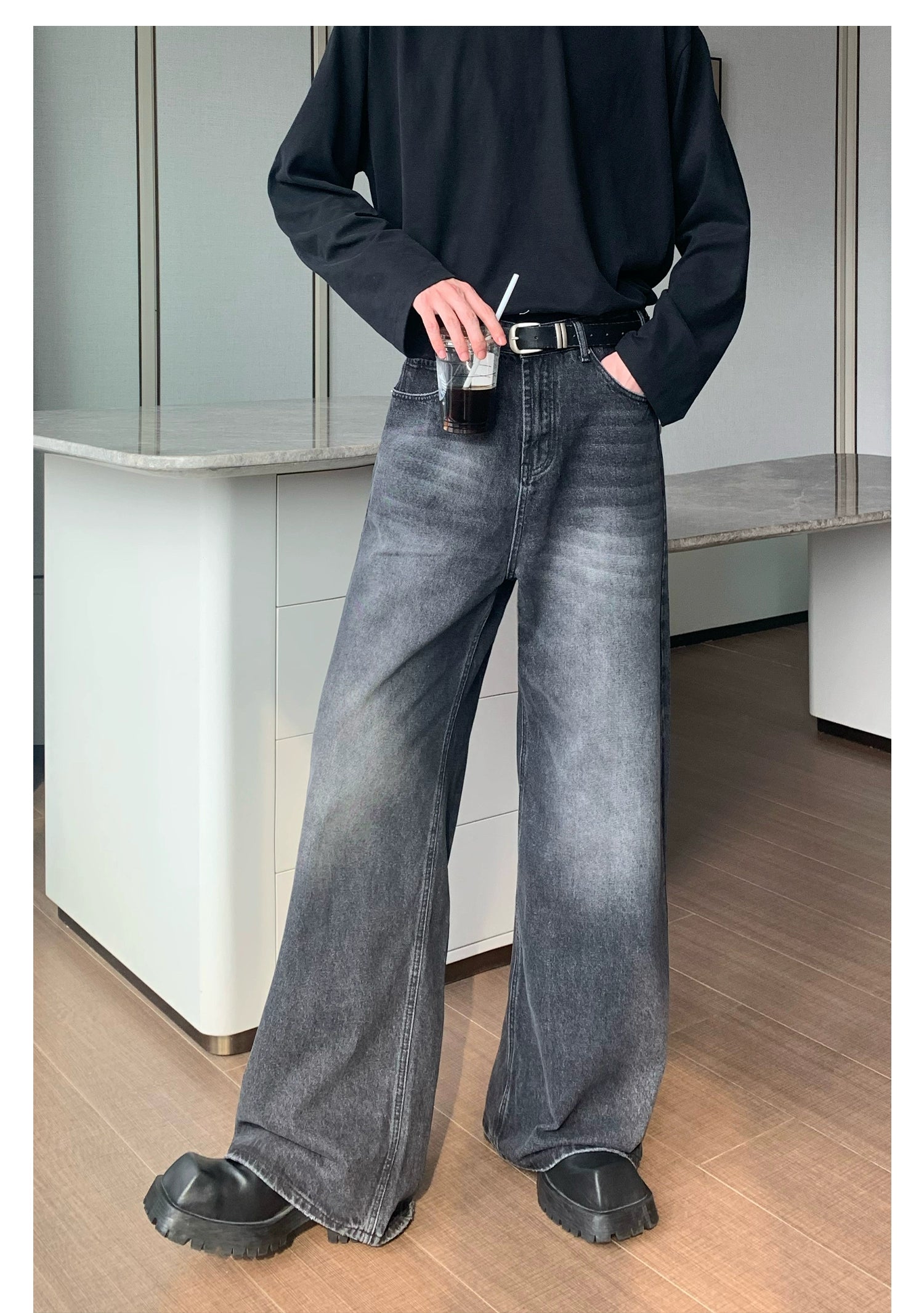 Straight-Wide-Leg Wash Jeans