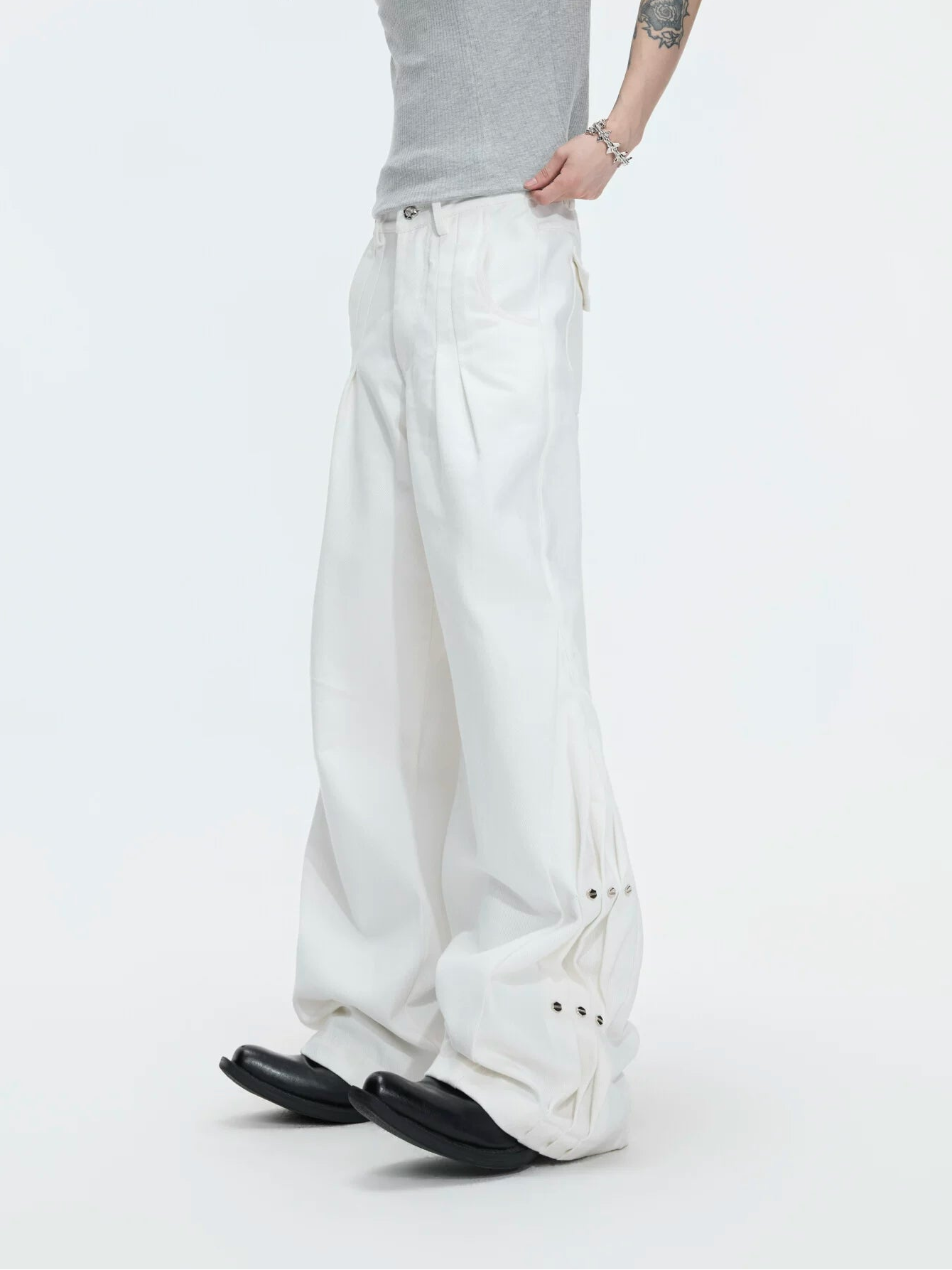Snap Detail Draped Wide Leg Pants