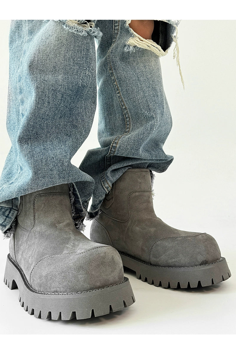 Chunky Suede Winter-Ready Boots