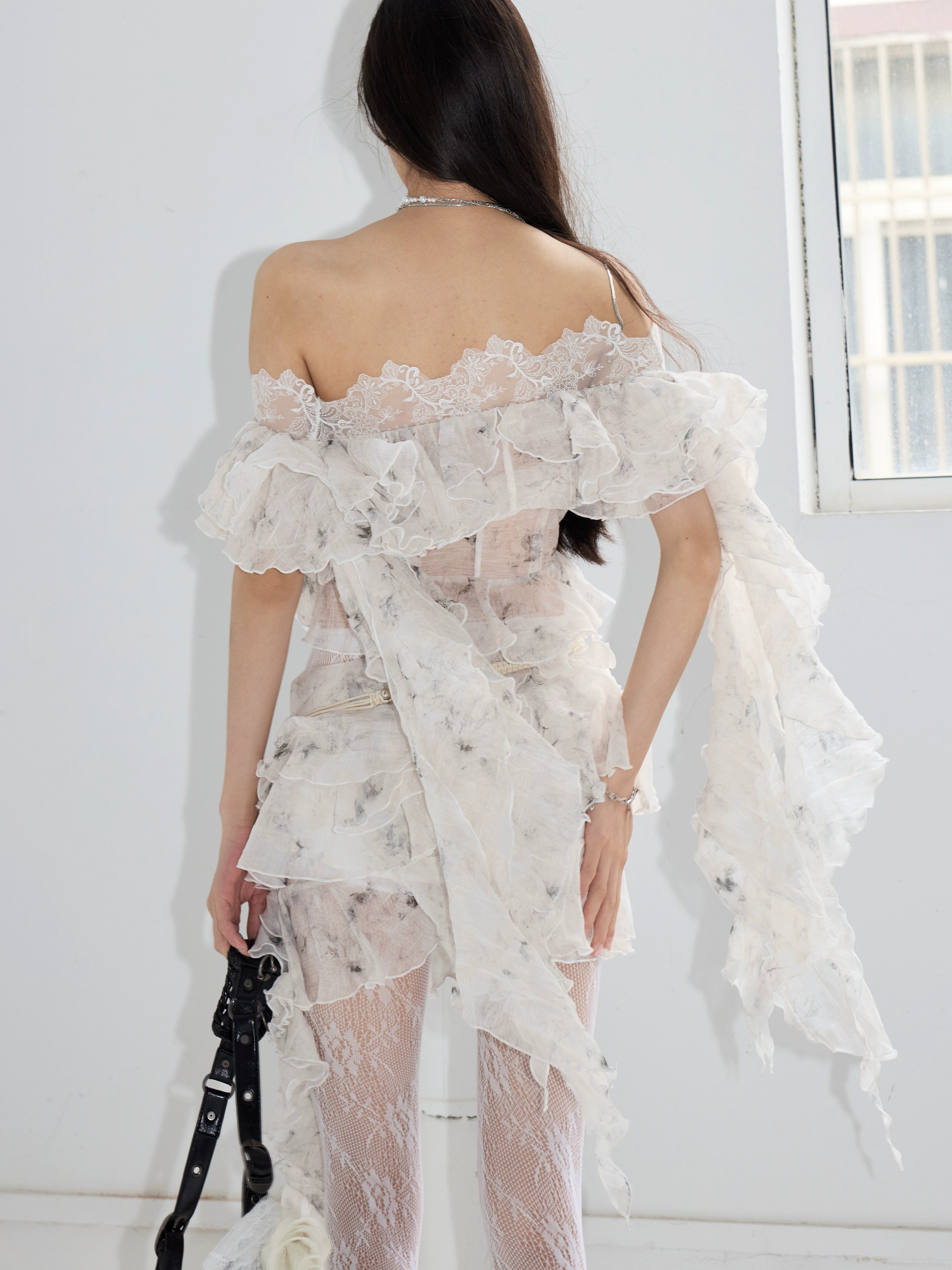 Asymmetrical Tiered Lace Ruffle Shirt in White