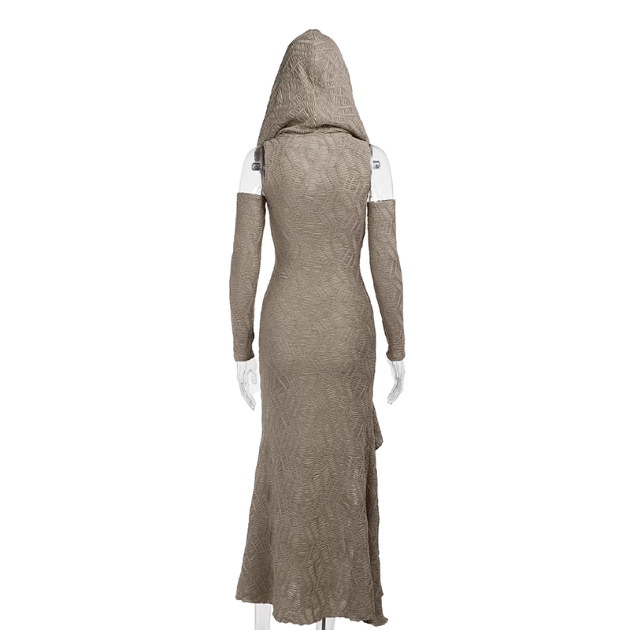 Wannathis Avantgarde -Kapuze Maxi Kleid - Taupe kaltes Schulterkleid mit Rüschendetails