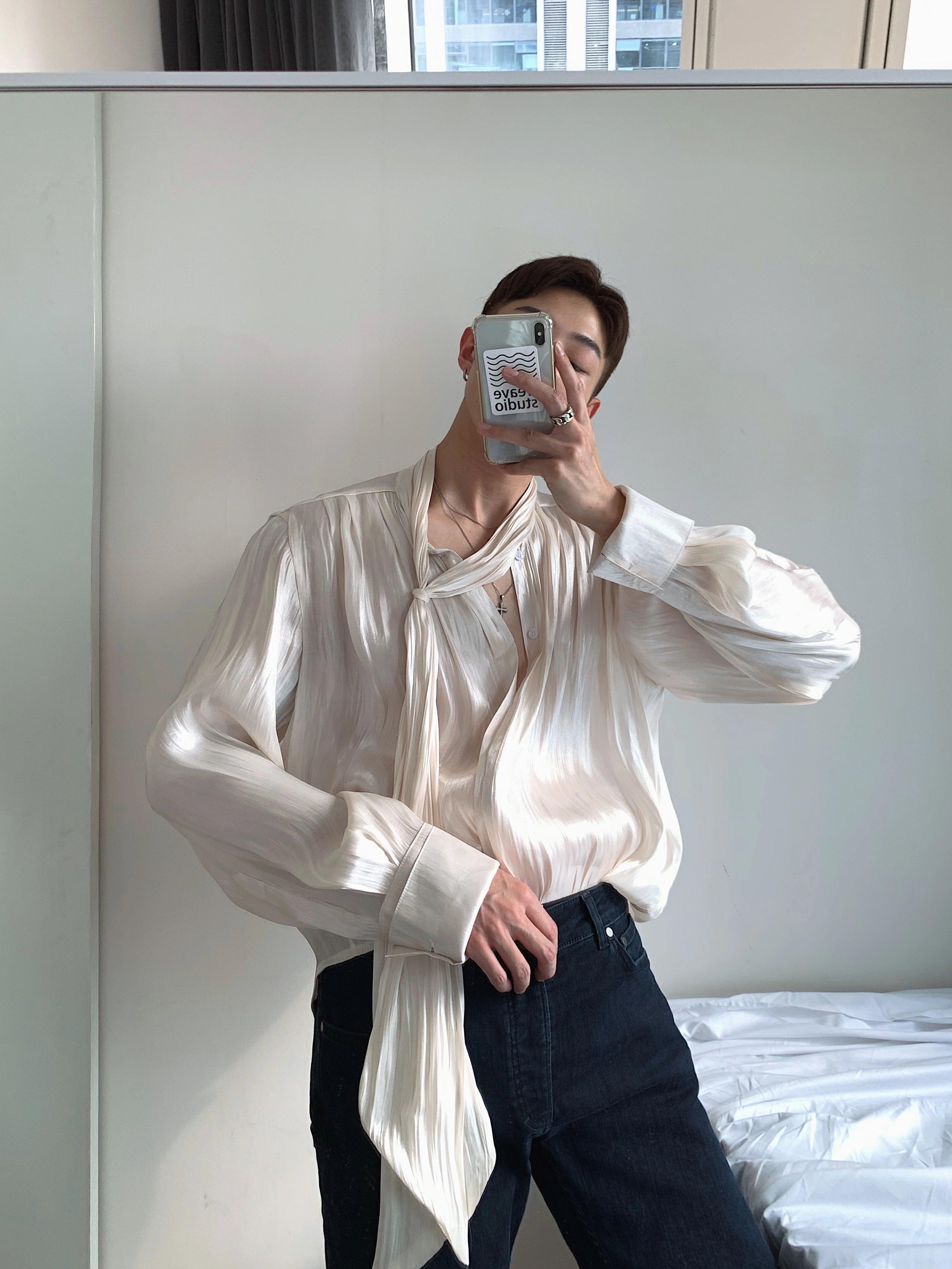 Camisa campesina de seda de Weave Studio Ivory - Flujo de manga de manga larga fluida
