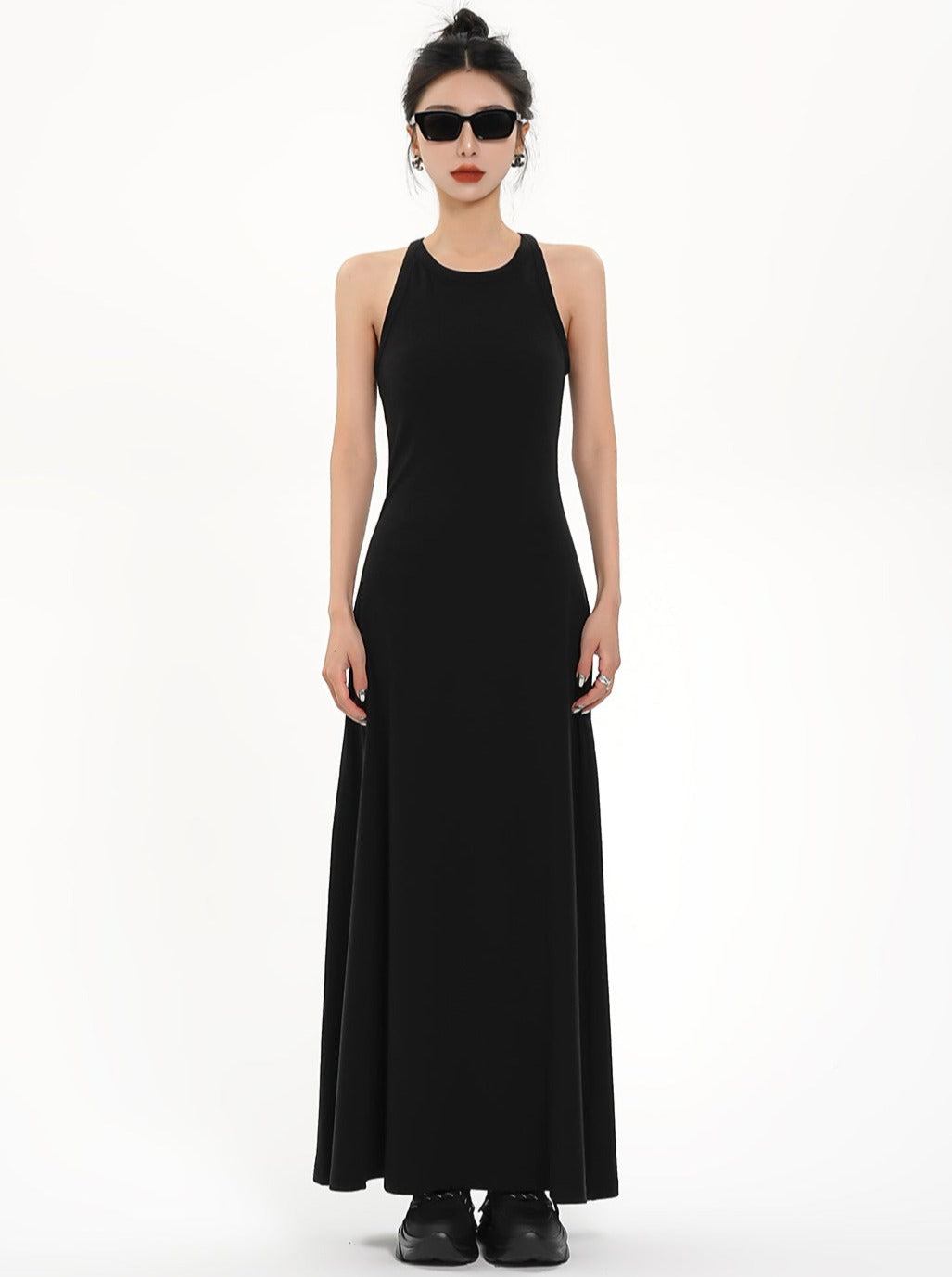 Vestido maxi negro sin mangas - vestido de noche columna de cuello alto