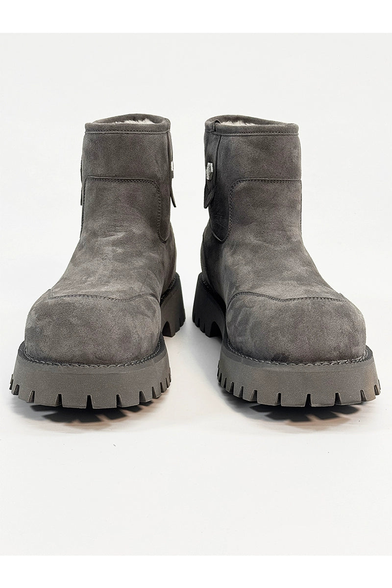 Chunky Suede Winter-Ready Boots