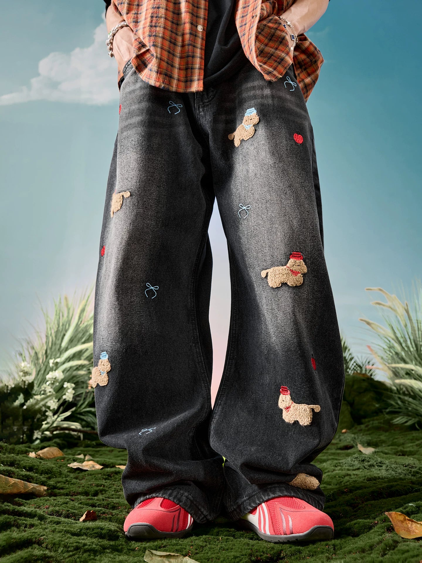 Embroidered Dog Patch Baggy Jeans
