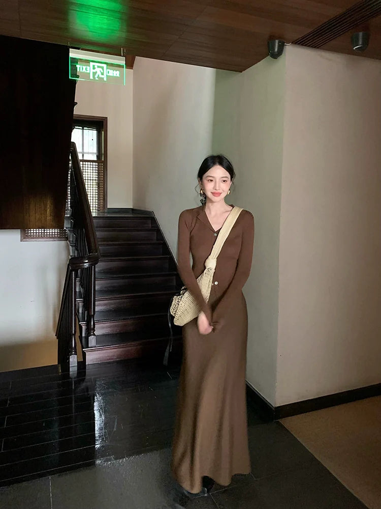 Ribbed V-Neck Button Knit Cardigan