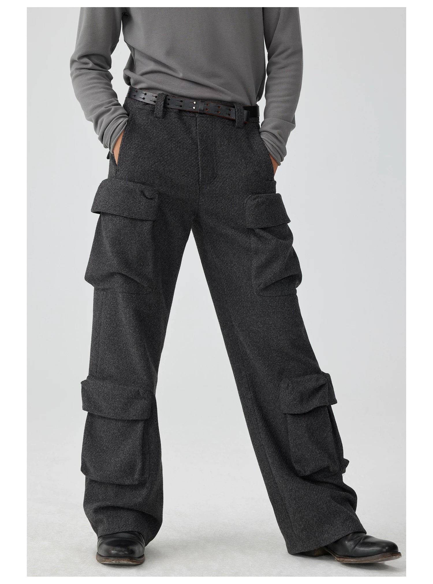 Multi-Pocket Wide-Leg Cargo Trouser