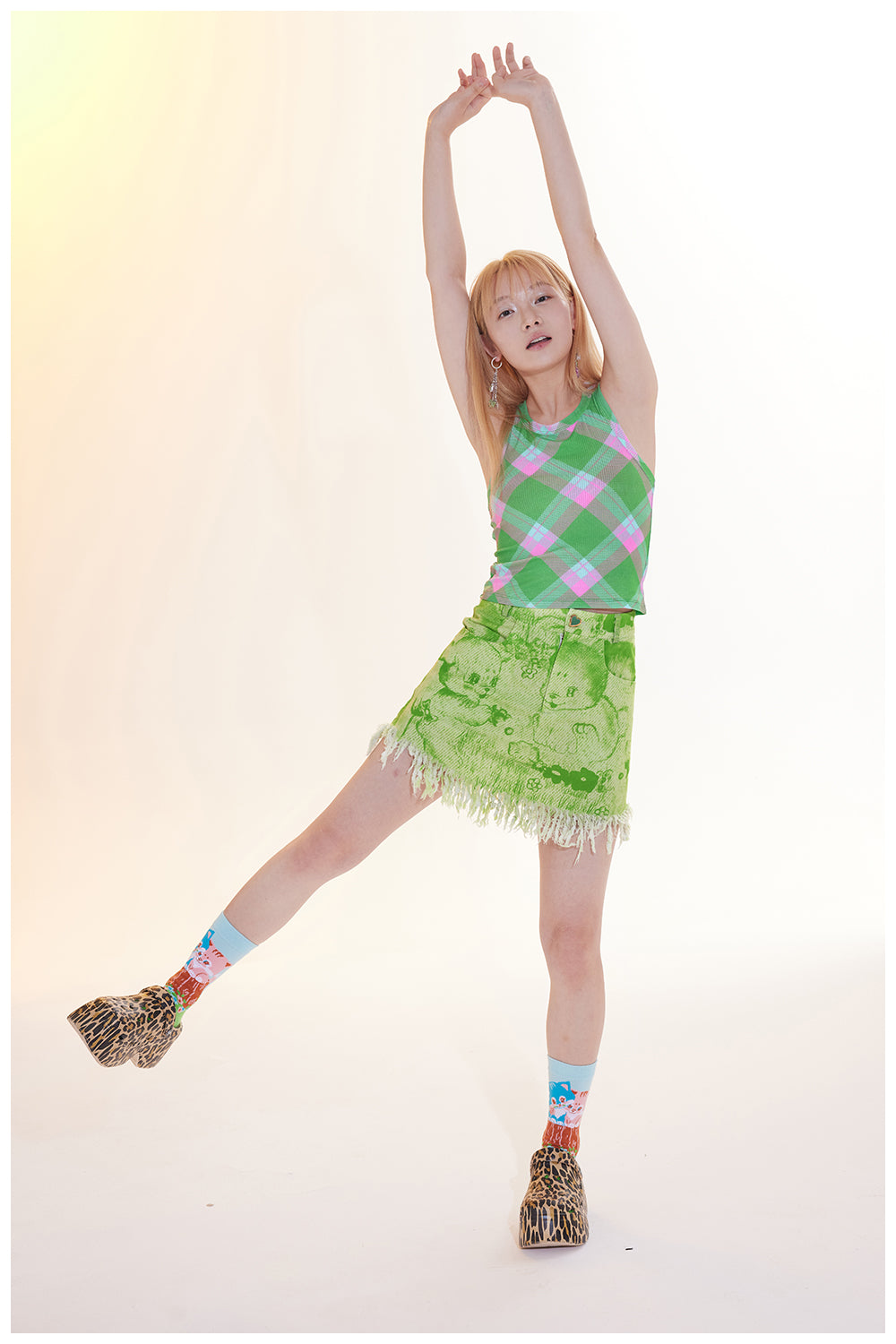 Puppy Print Frayed Denim Skirt