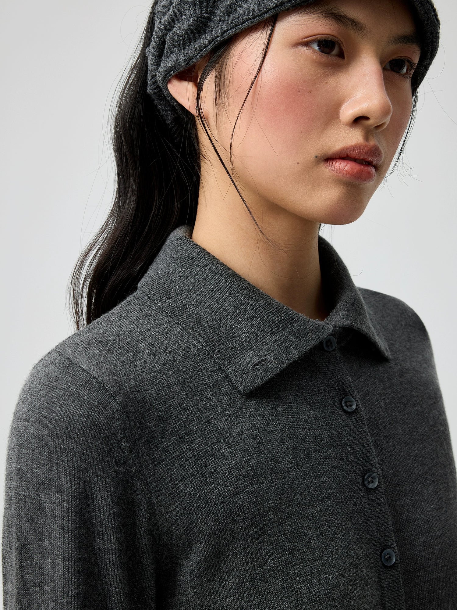 Button-Up Cardigan with Detachable Contrast Collar