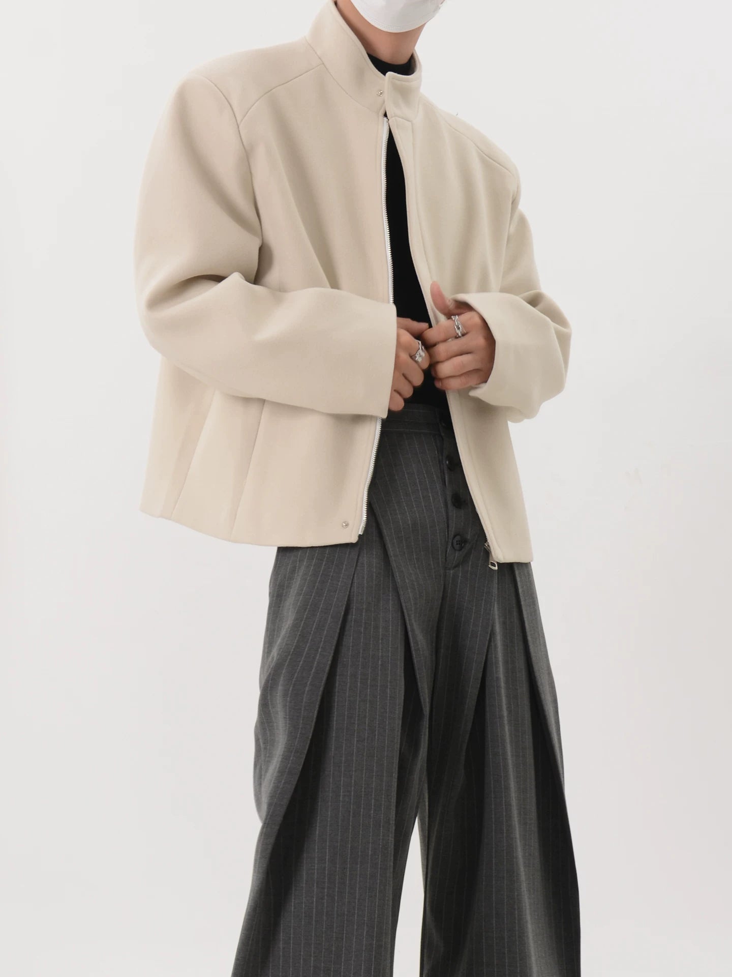 Column Minimal Zip Jacket