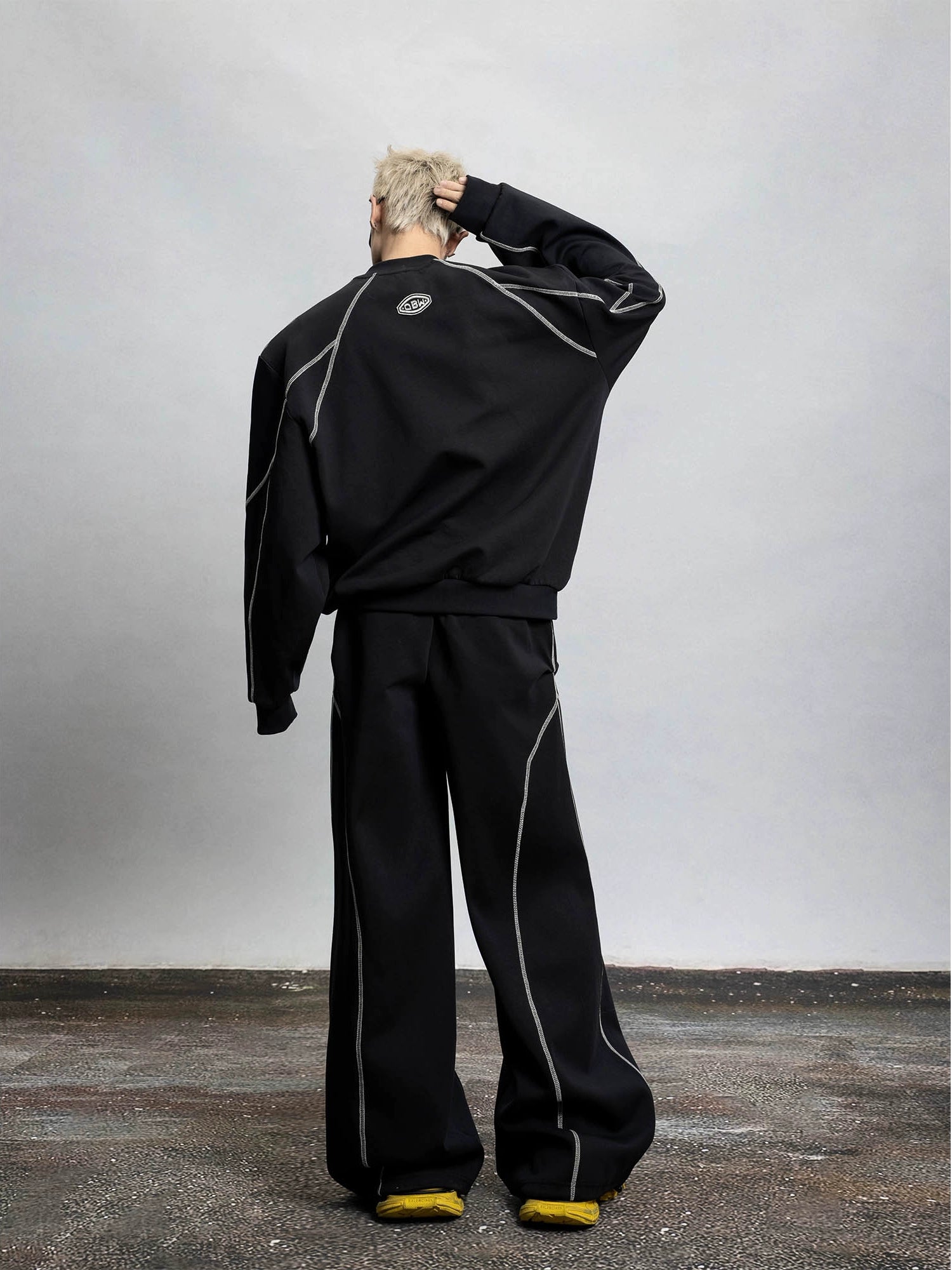 Wide Leg Contrast Stitch Sweatpants