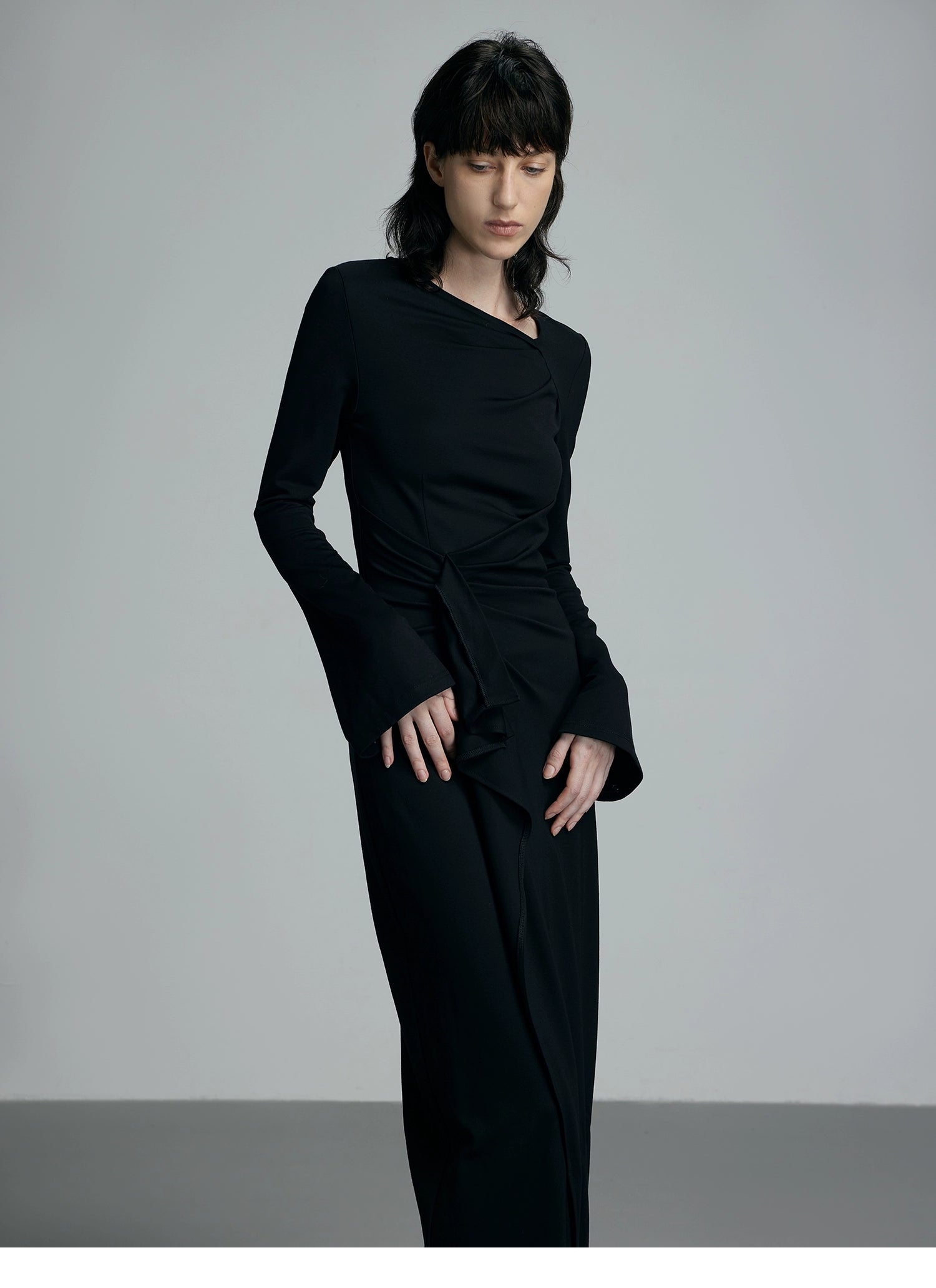 블랙 니트 드레스