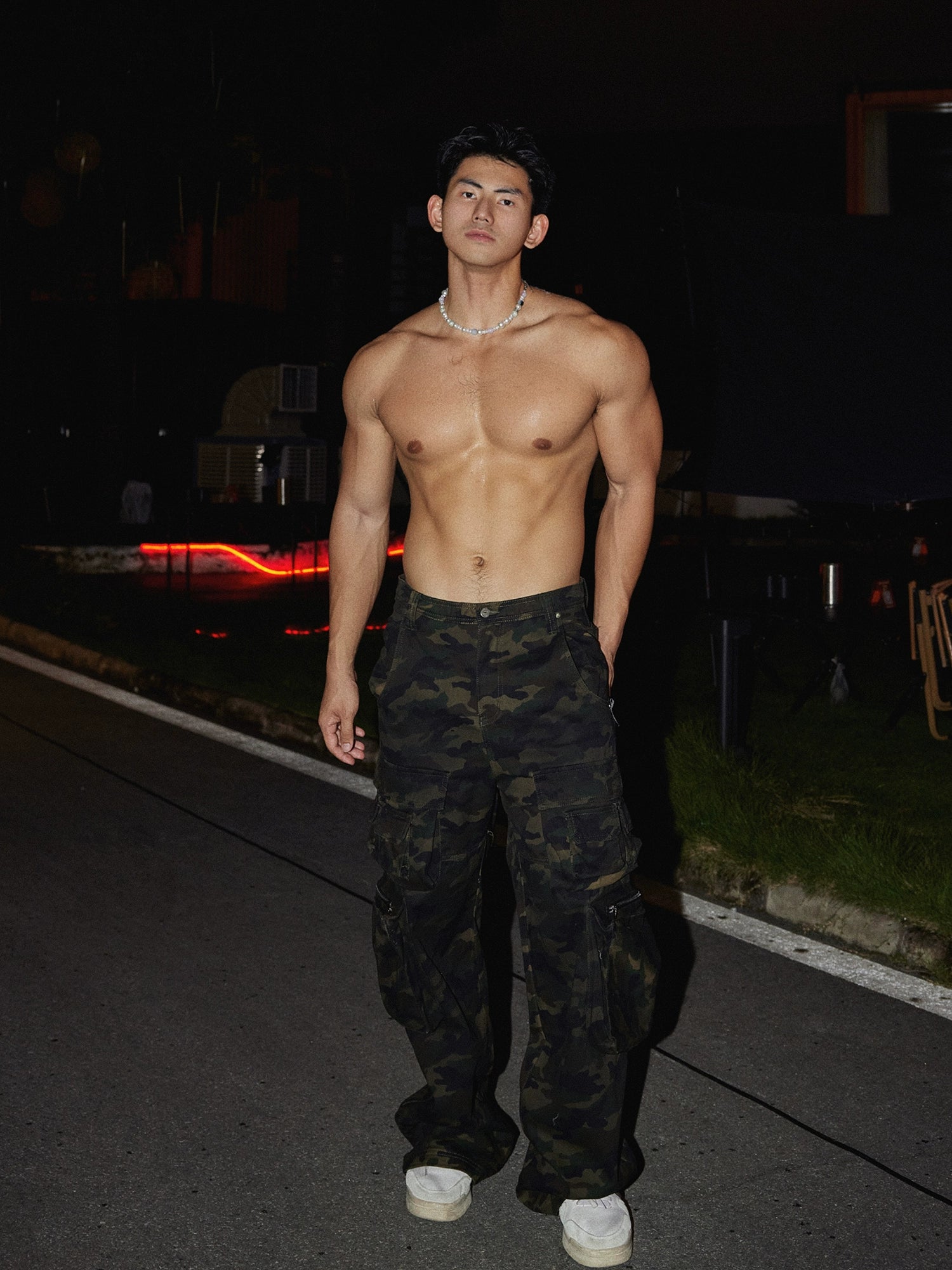 Side Zipper Pocket Camo Cargo Pants