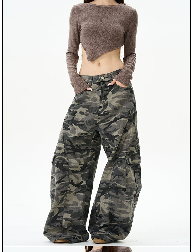 Classic Baggy Camo Cargo Pants