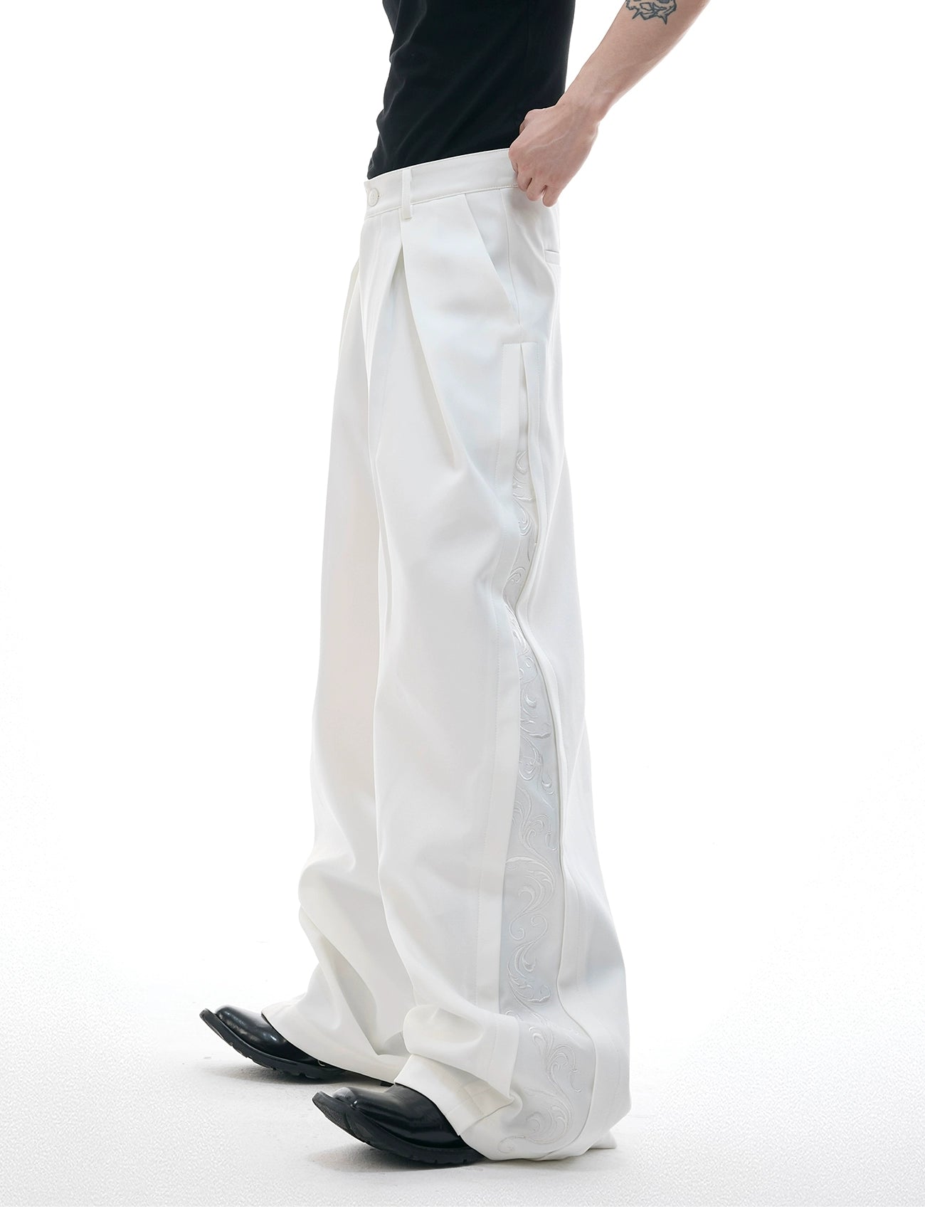 White Wide Leg Loose Cargo Pants