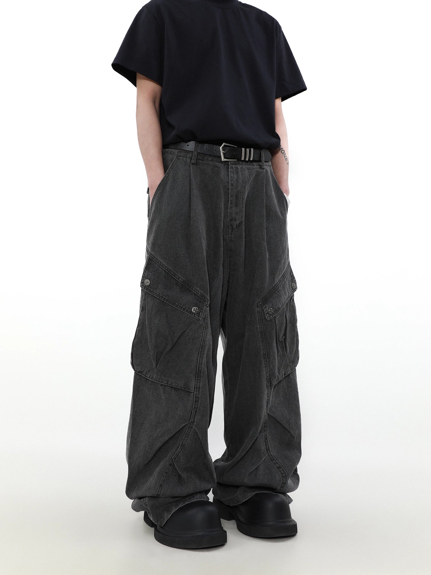 Shadow Fold Utility Cargo Jeans