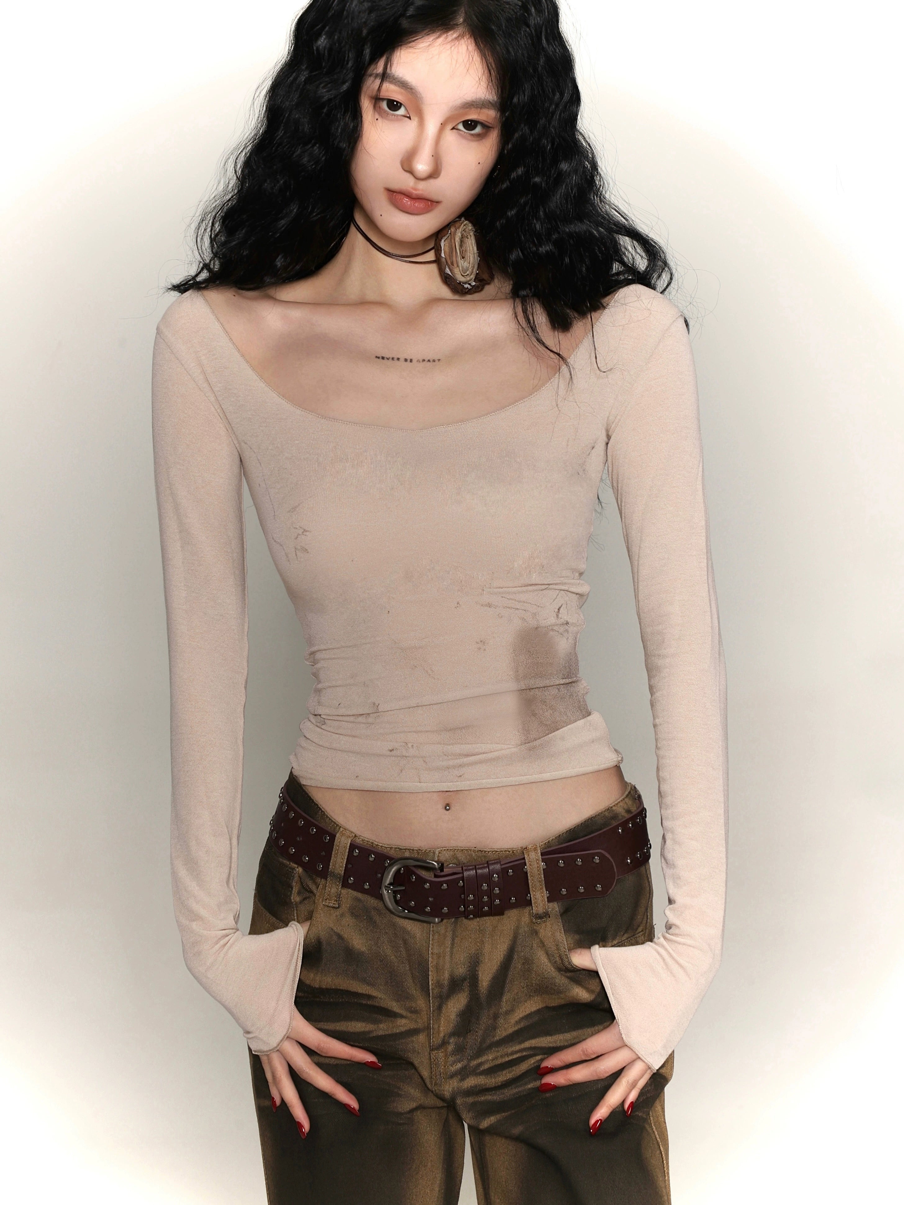 Capa base profunda de cuello en U