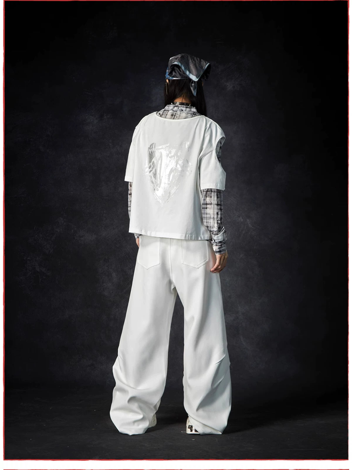 Wave Contour Wide‑Leg Trousers