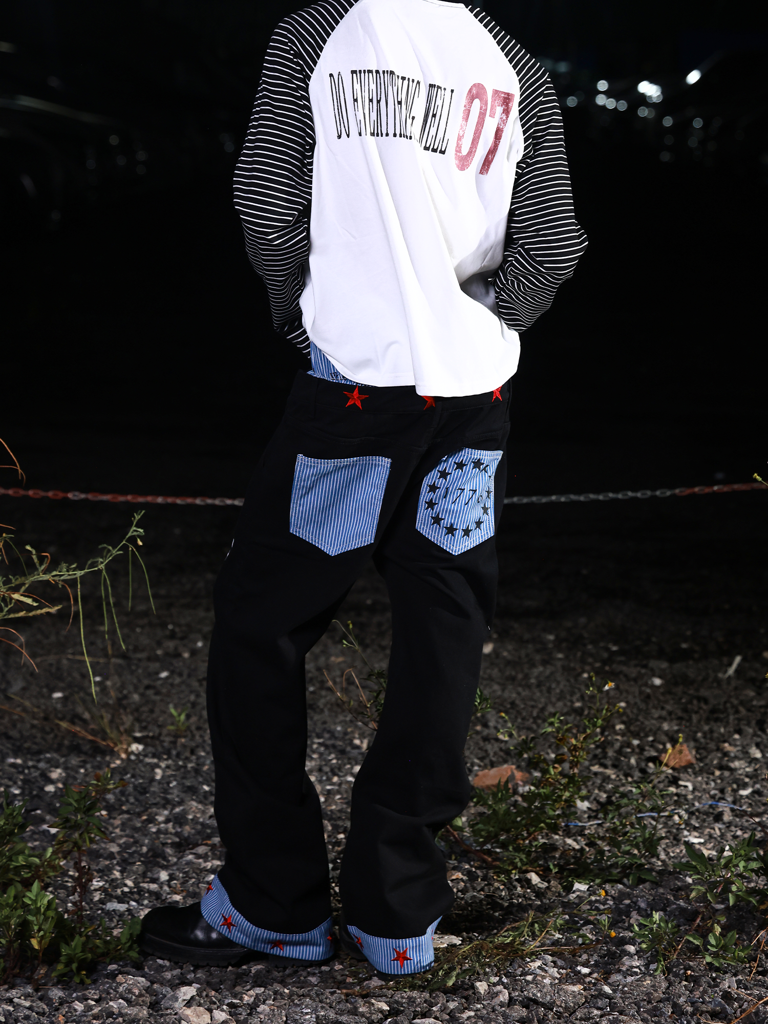 Star Cuff Wide Jeans