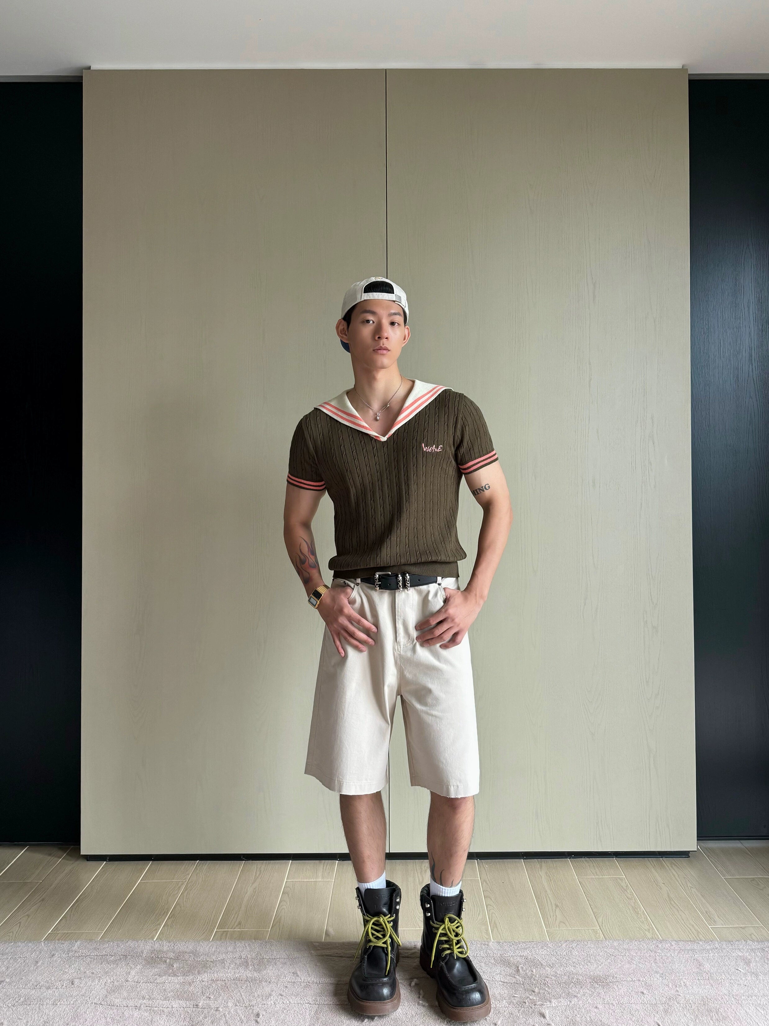 Retro Varsity Knit V-Neck Vest Brown