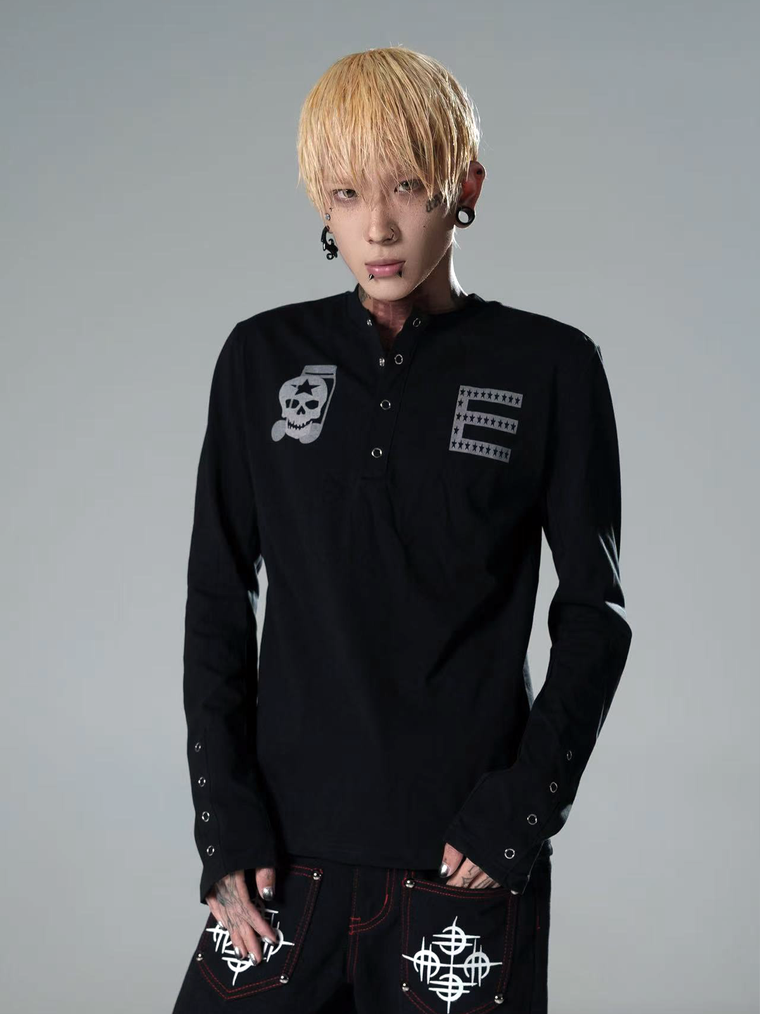 Eclipse Glyph Skull Henley Longsleeve