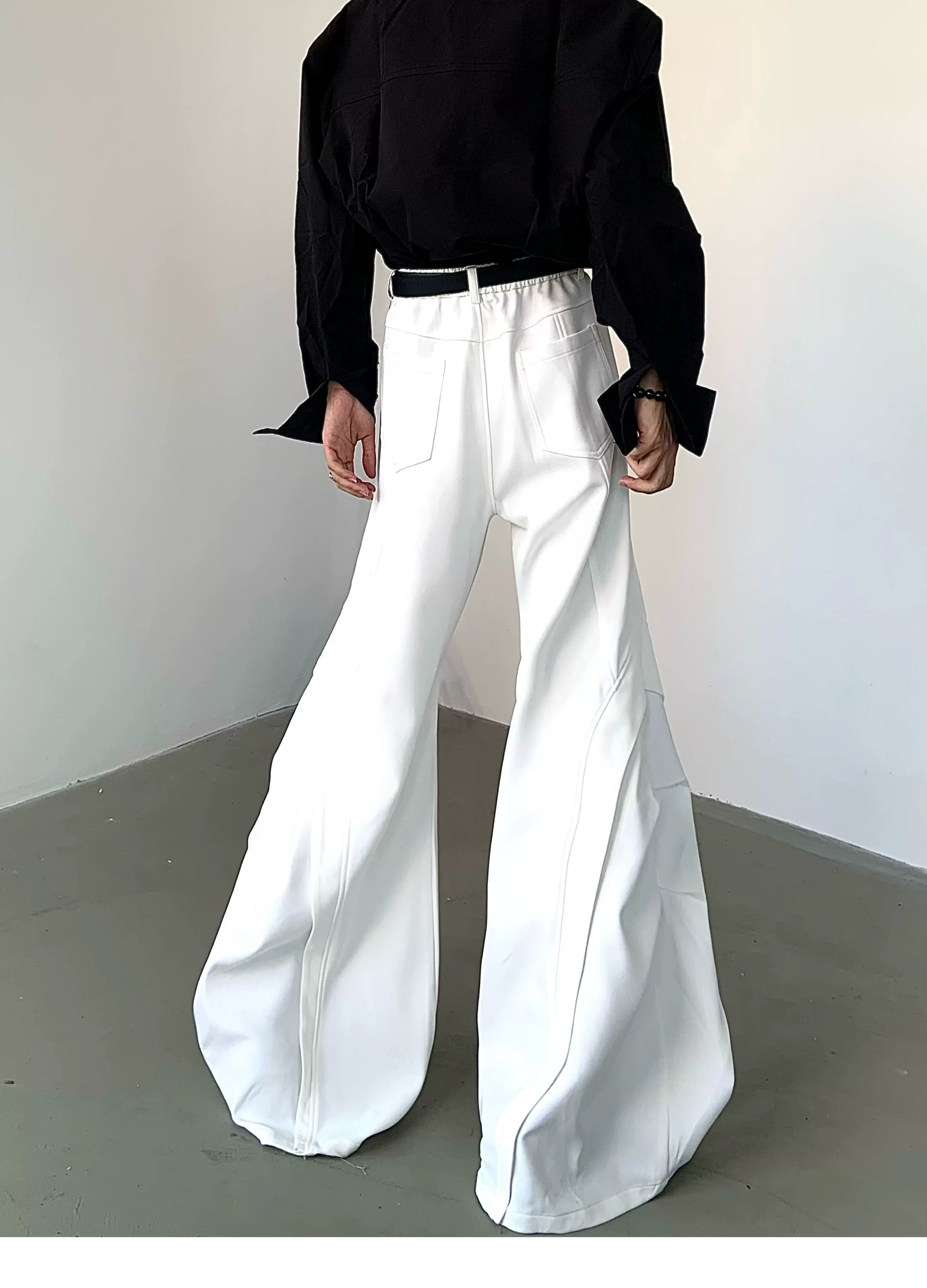 Sculpted Eclipse Flare Trousers
