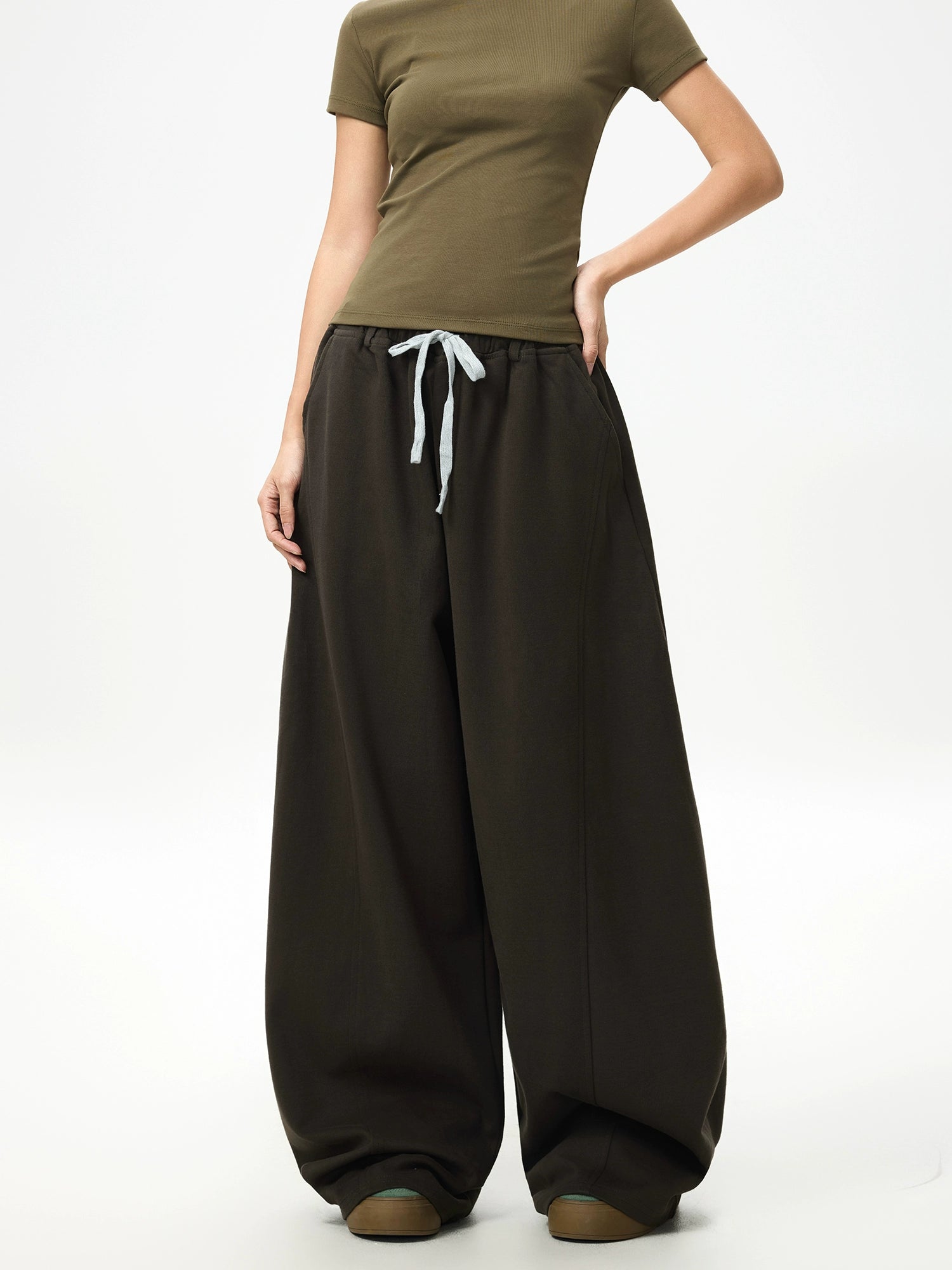 Mocha Drift Wide-Leg Sweatpants