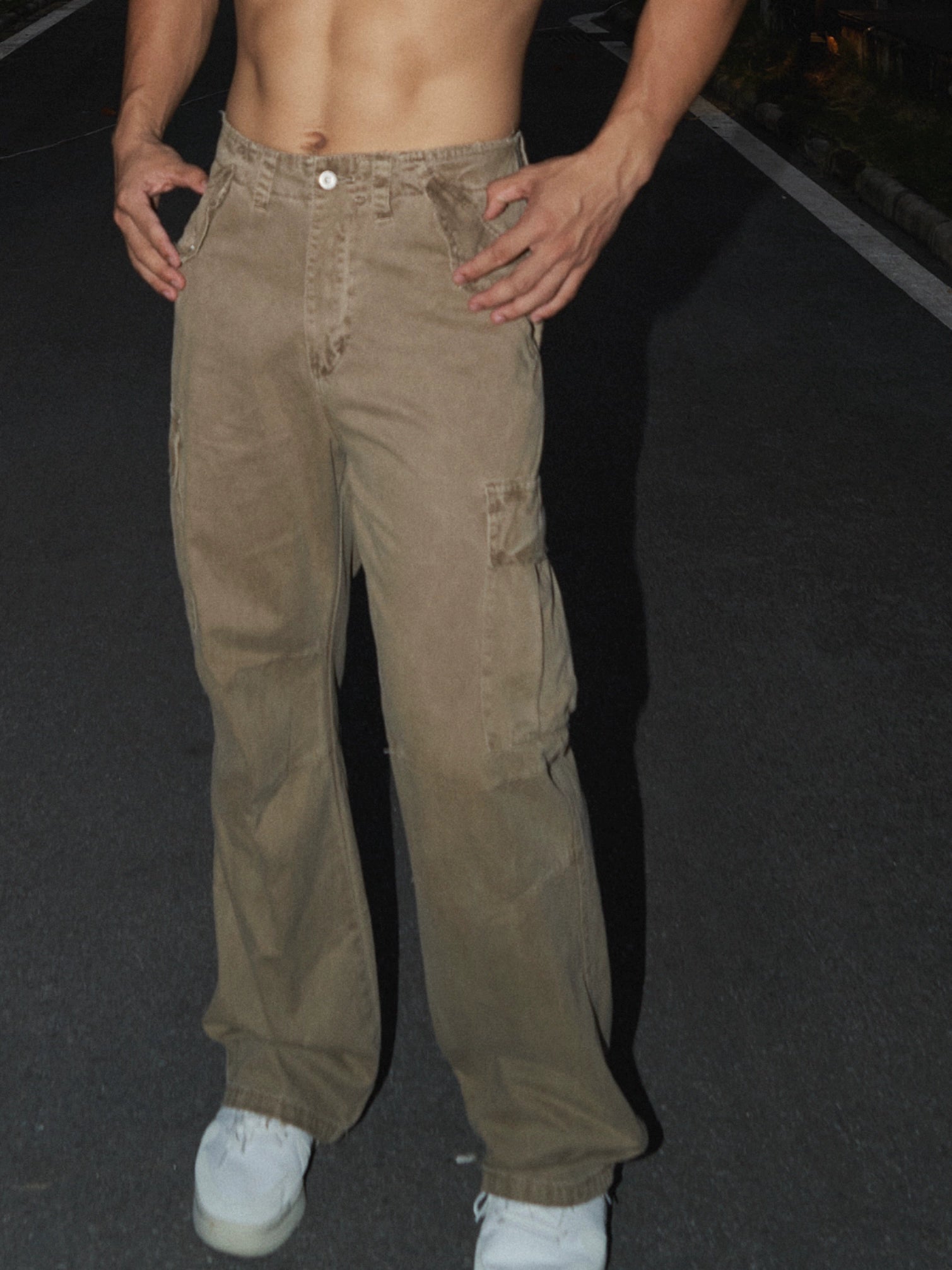 Distressed Cargo Pants Detail