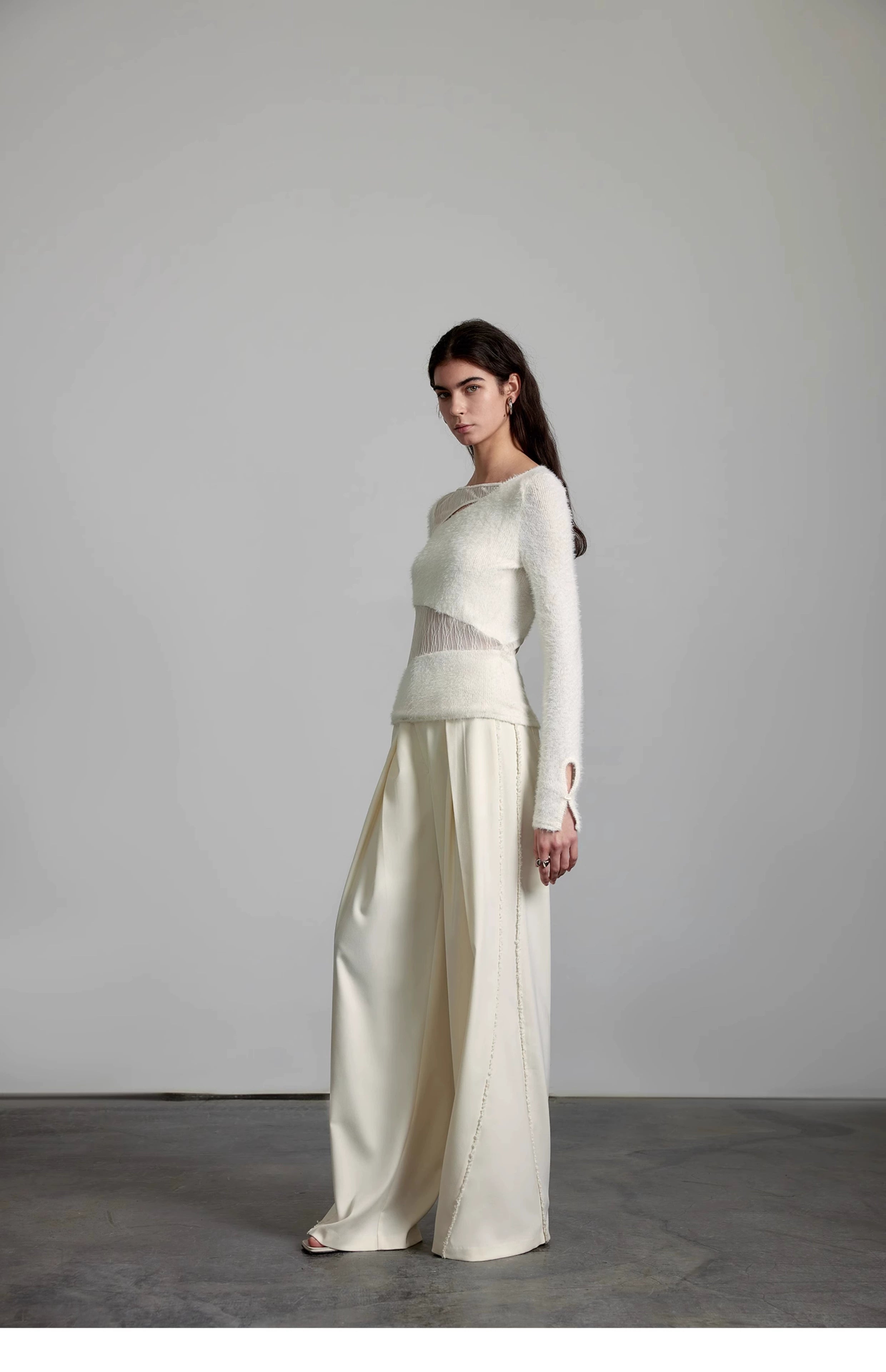 와이드 레그 크림 팬츠