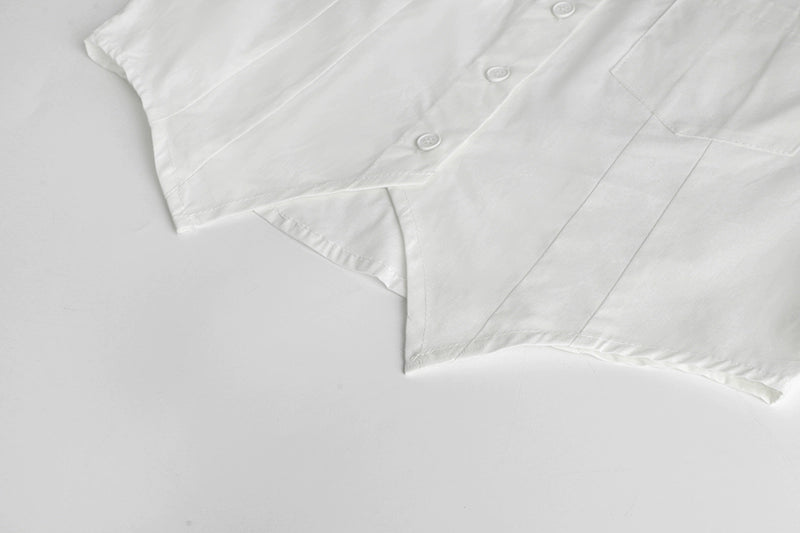 Weißes Kurzarmhemd mit Krawatten-JK-Stil