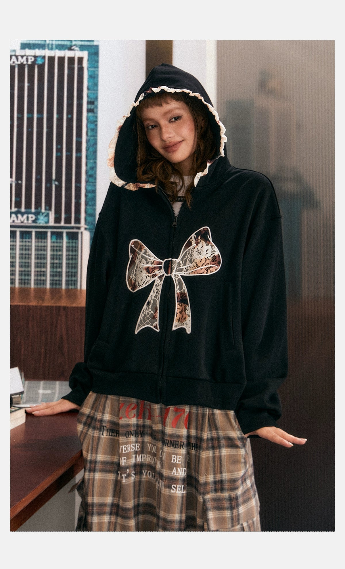 Oversize Lace Bow Hoodie