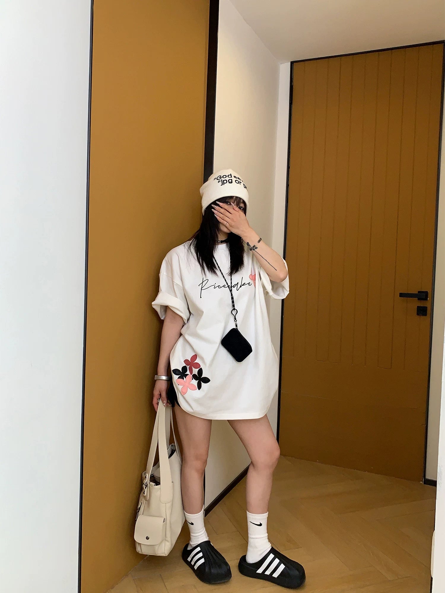 Blossom Script Oversize Tee