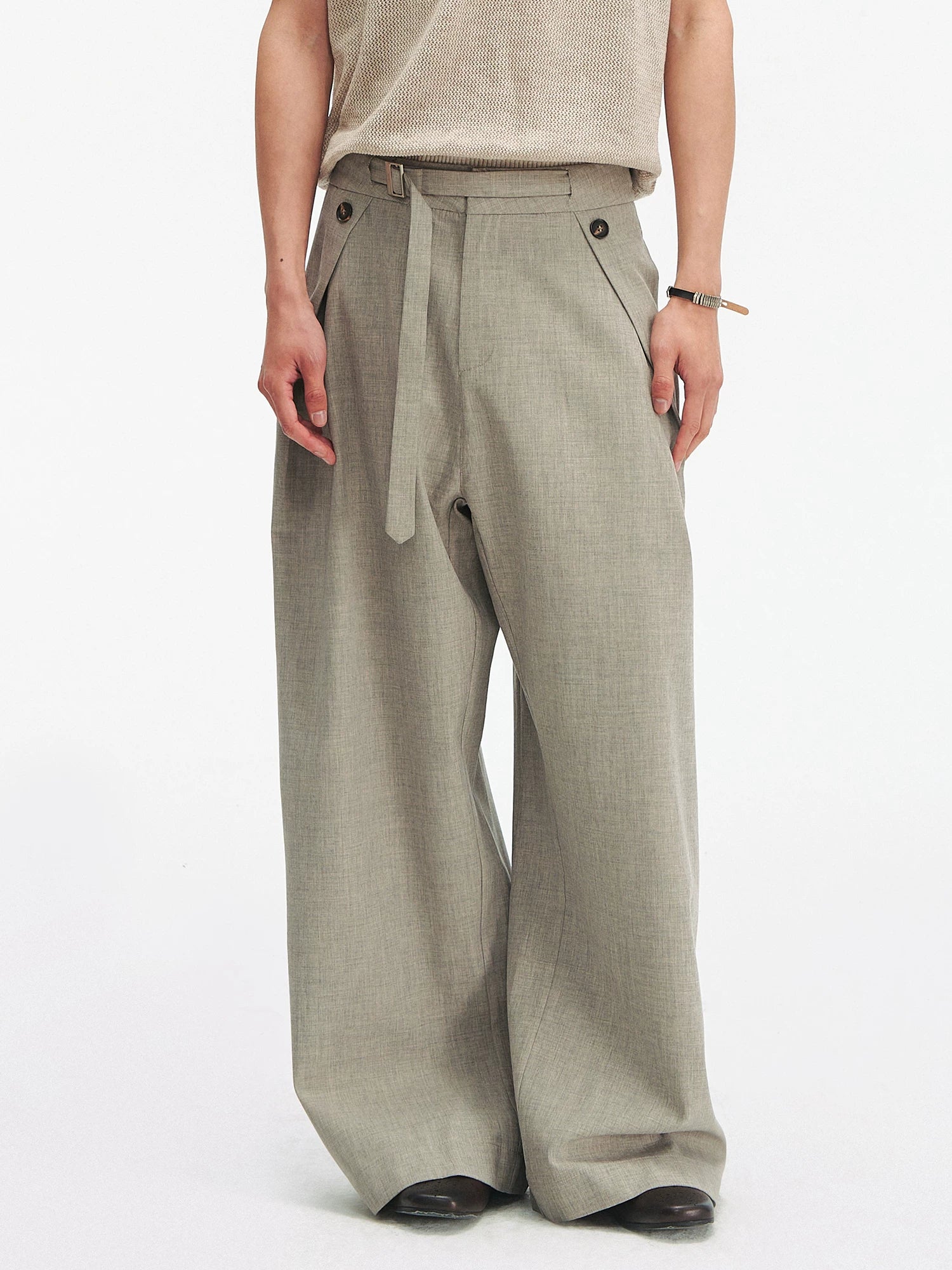 Zazen Pleated Wide-Leg Trousers