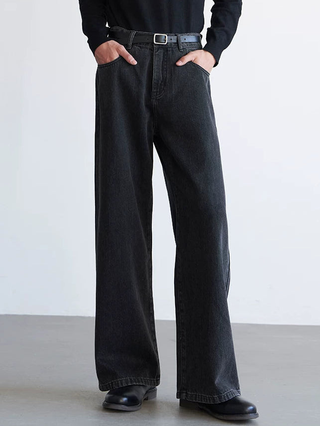 Minimal Wide-Leg Jeans