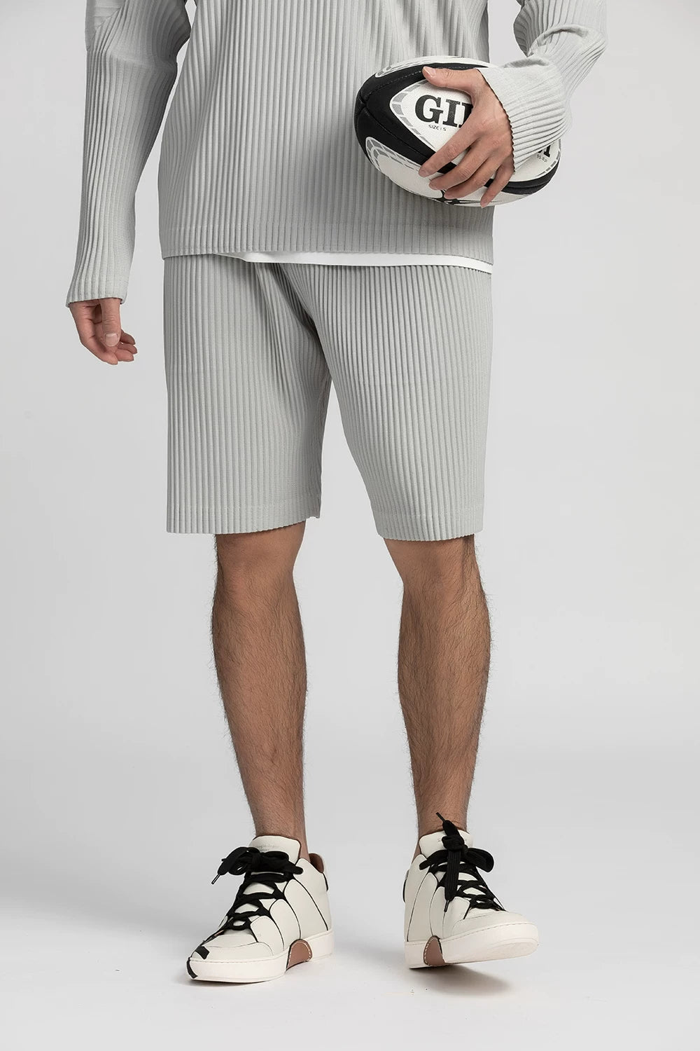 Glacier Wave Pleated Tech Shorts