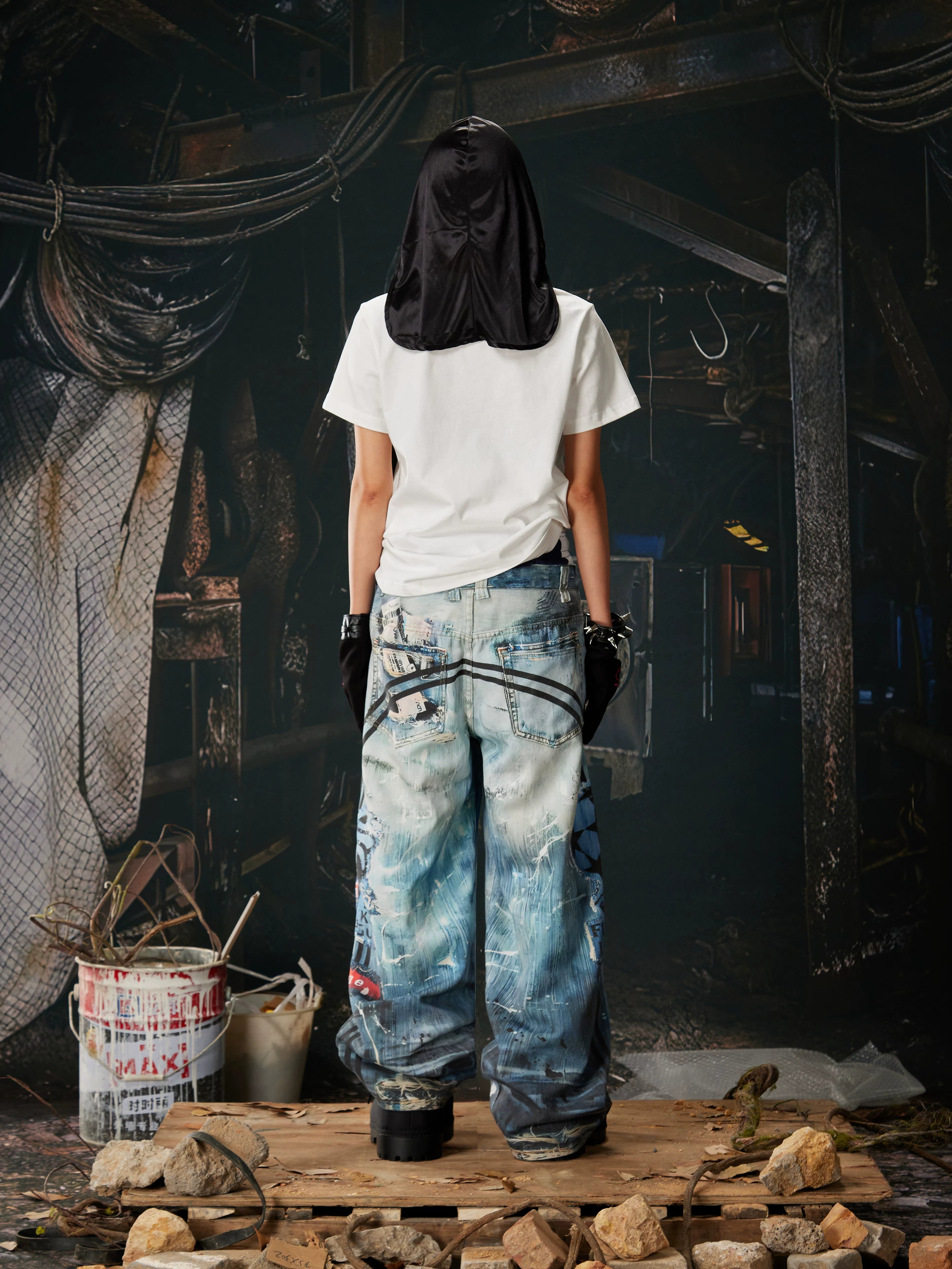 Distressed Ocean-Wash Jogger Jeans