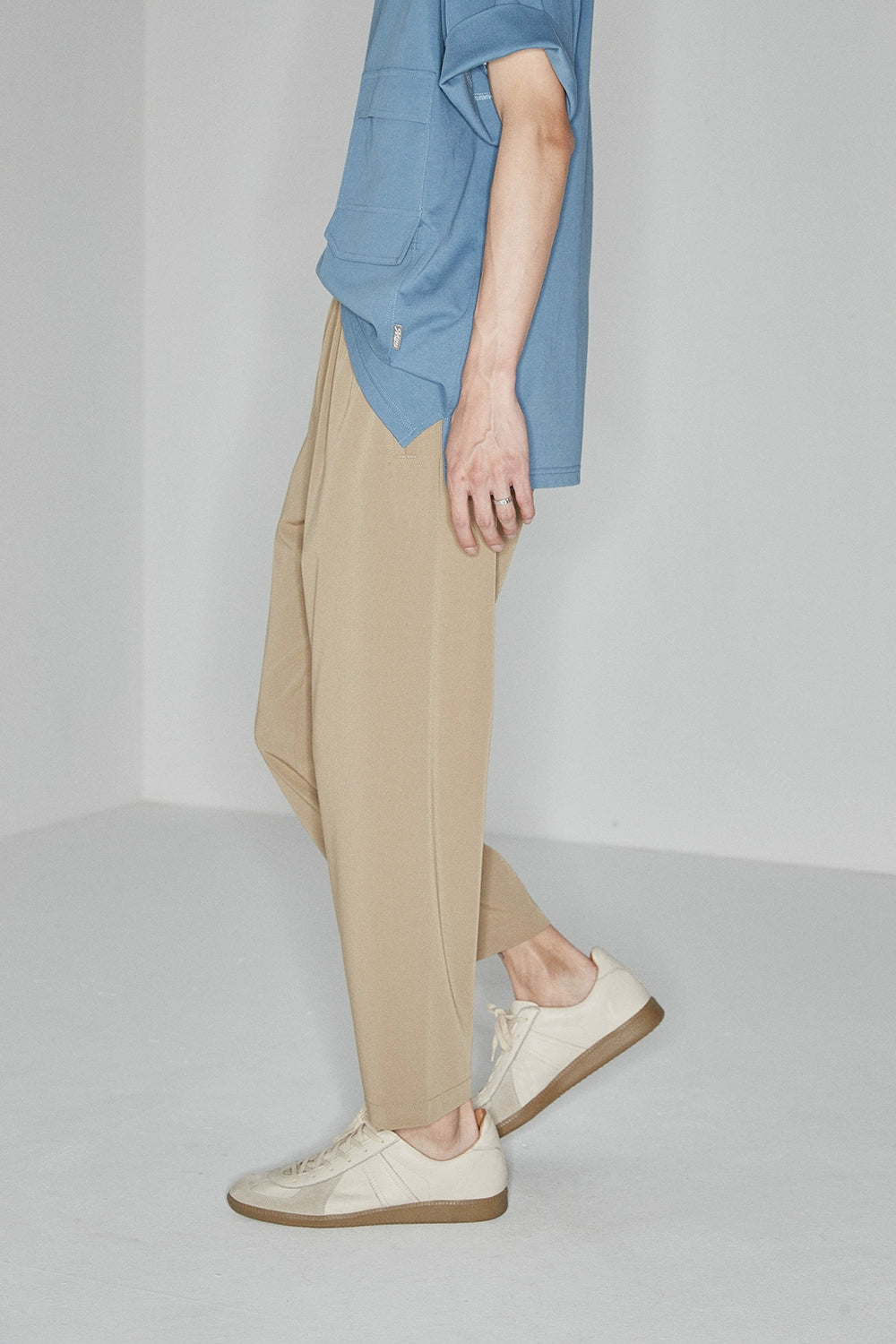 Pantalones de cintura elástica sin costura lateral