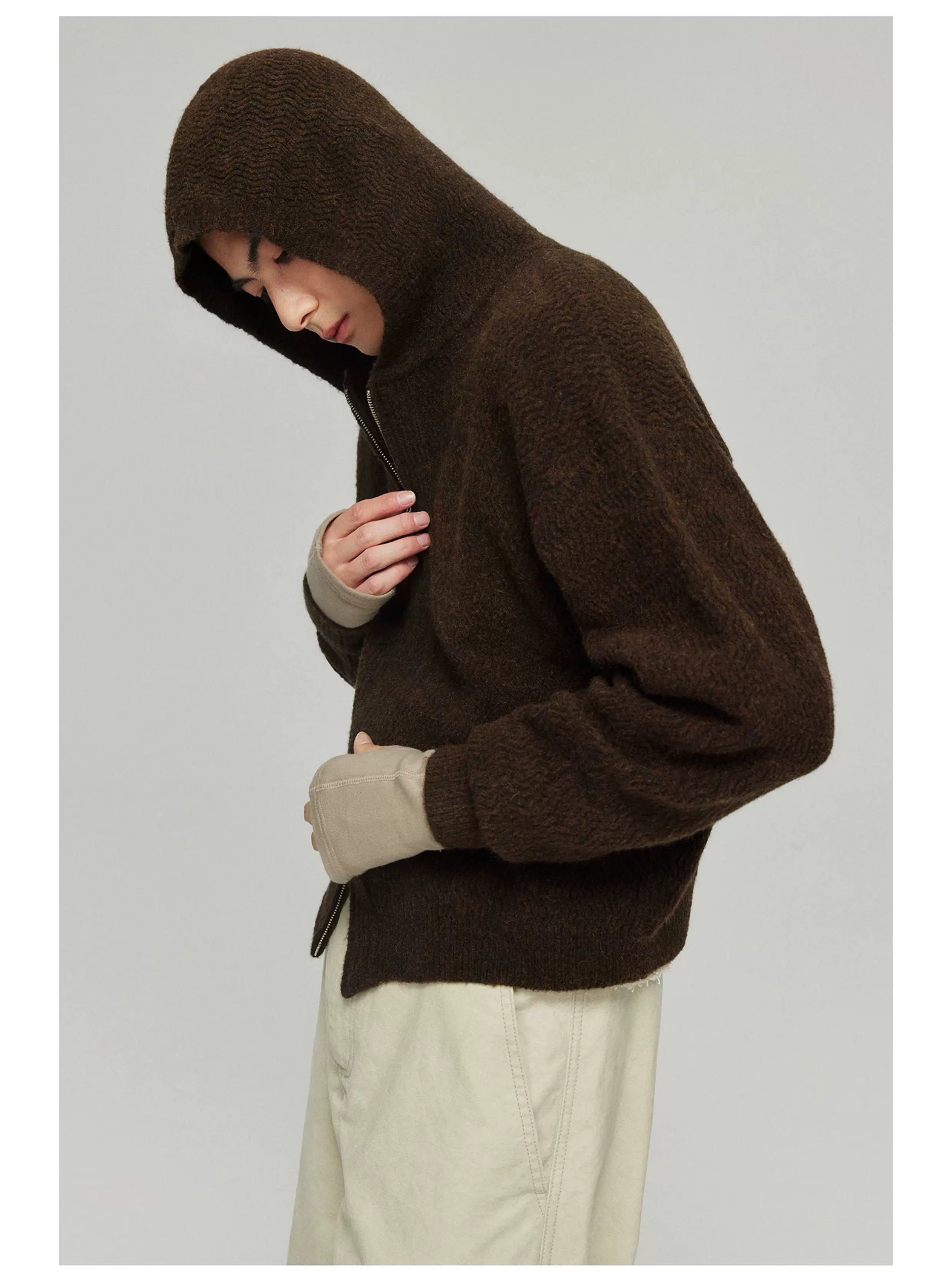 Mochafuzz Cropped Knit Hoodie