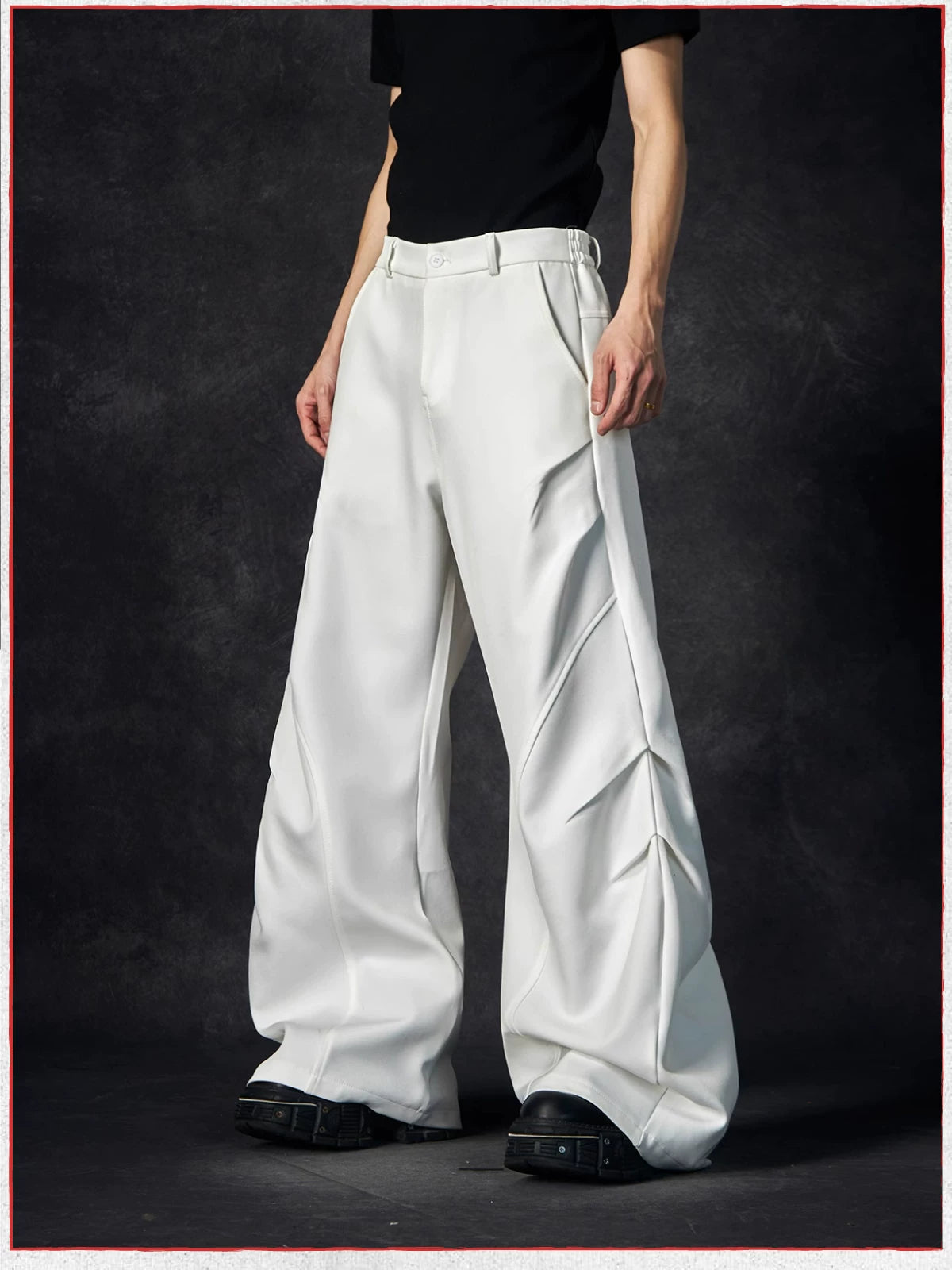 Wave Contour Wide‑Leg Trousers