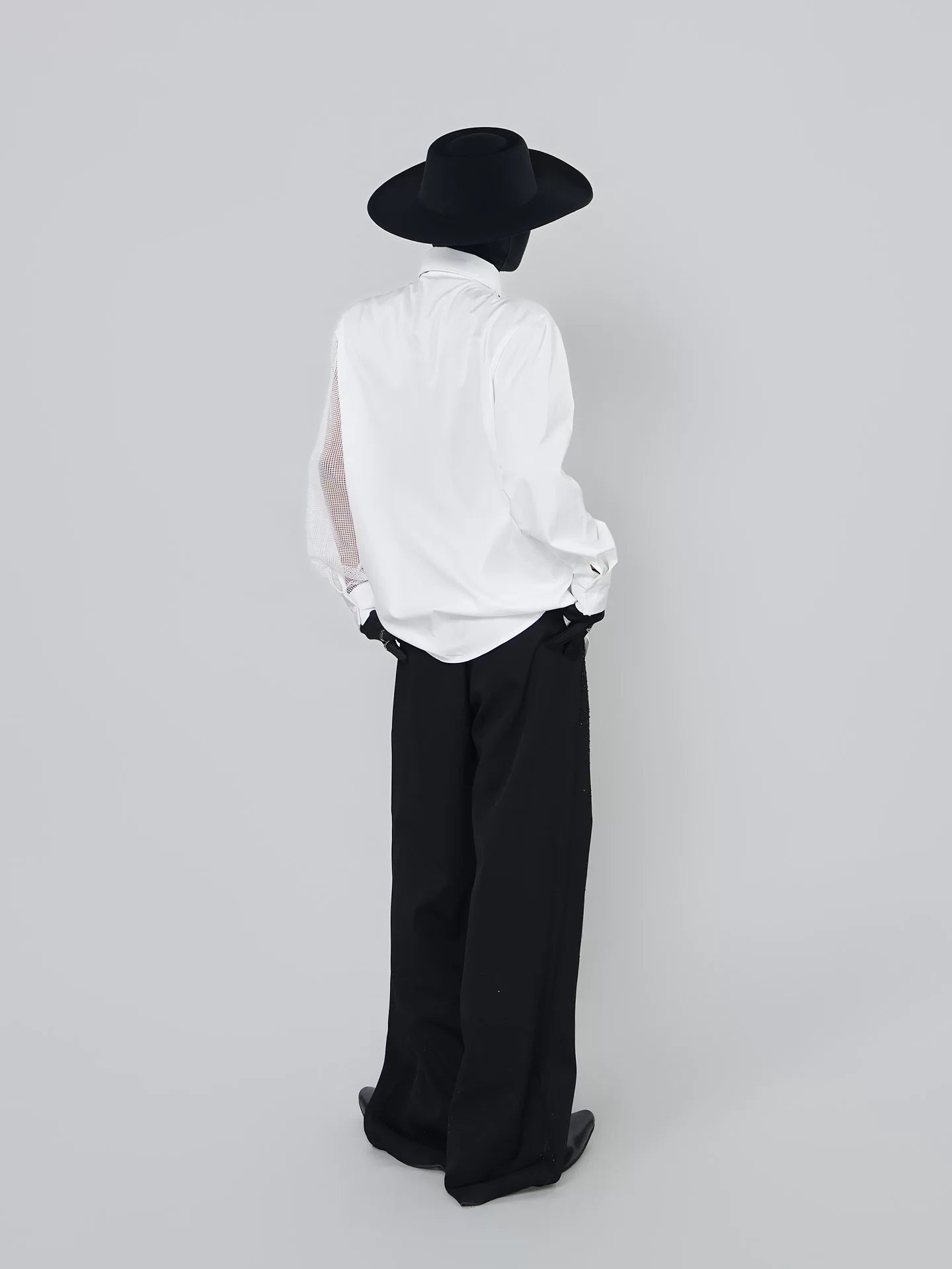 Circuit Mesh-Sleeve Contrast Shirt
