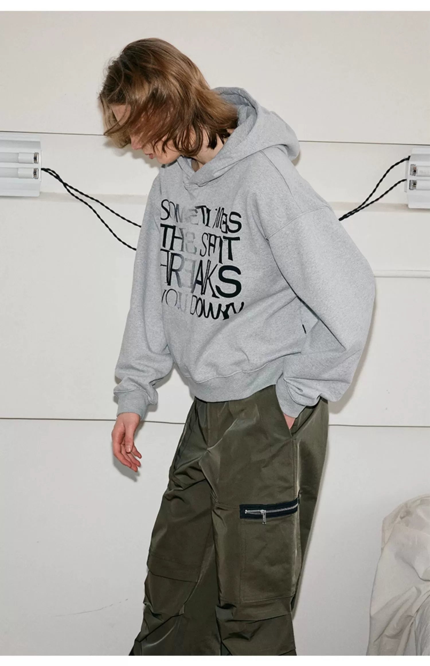 Layered Pockets Wide-Leg Utility Cargo Pants
