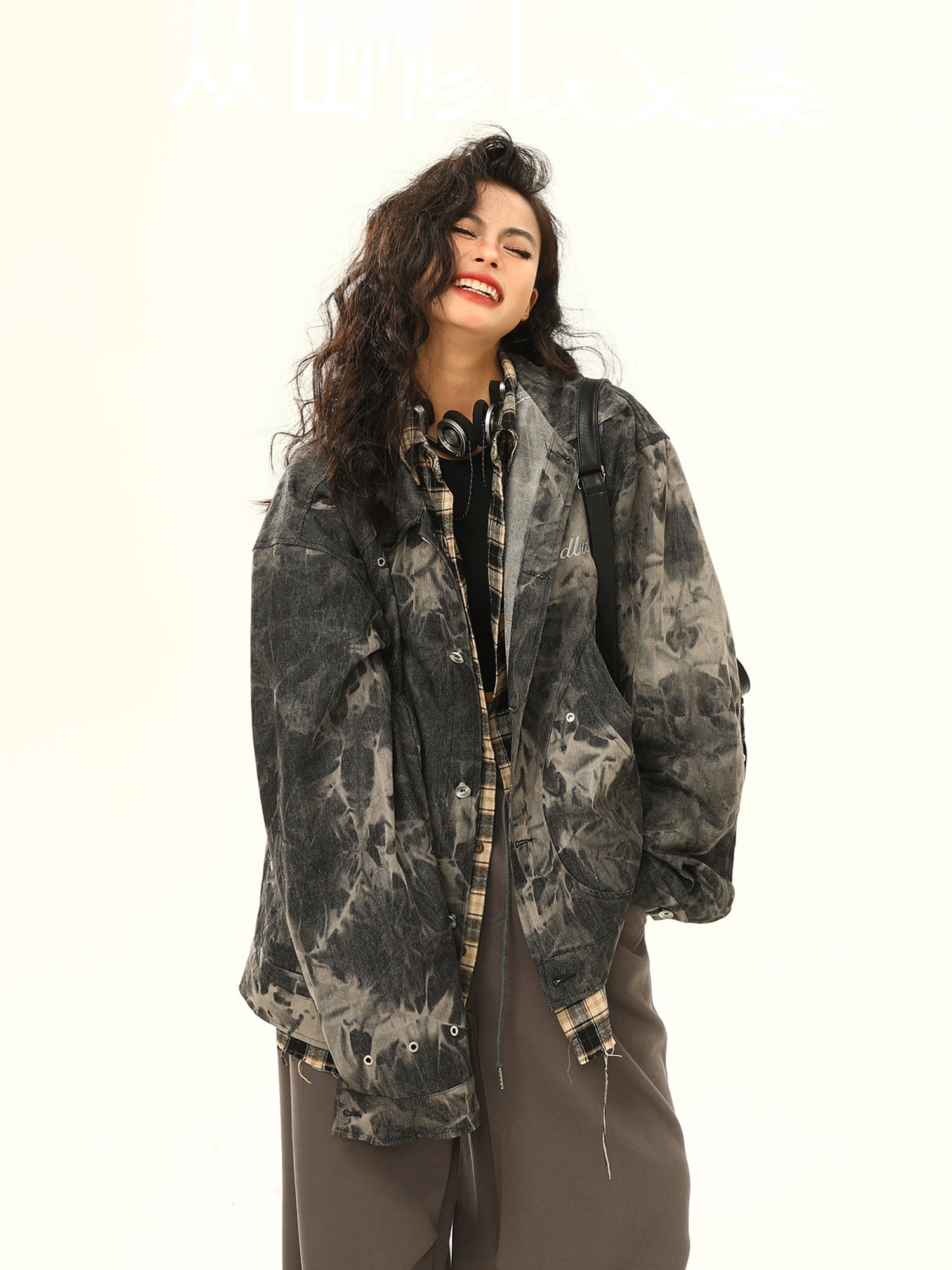 Veste grunge en denim de tie-dye
